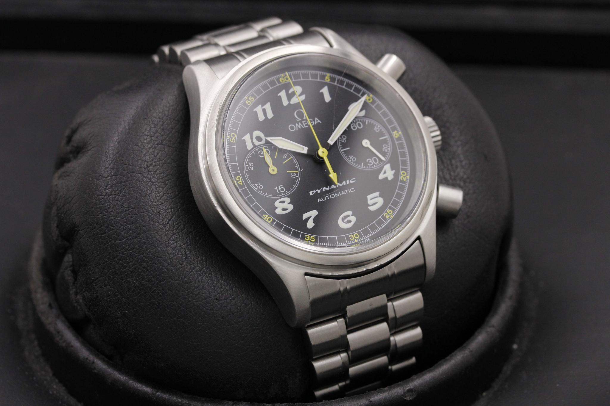 Watch Image 10
