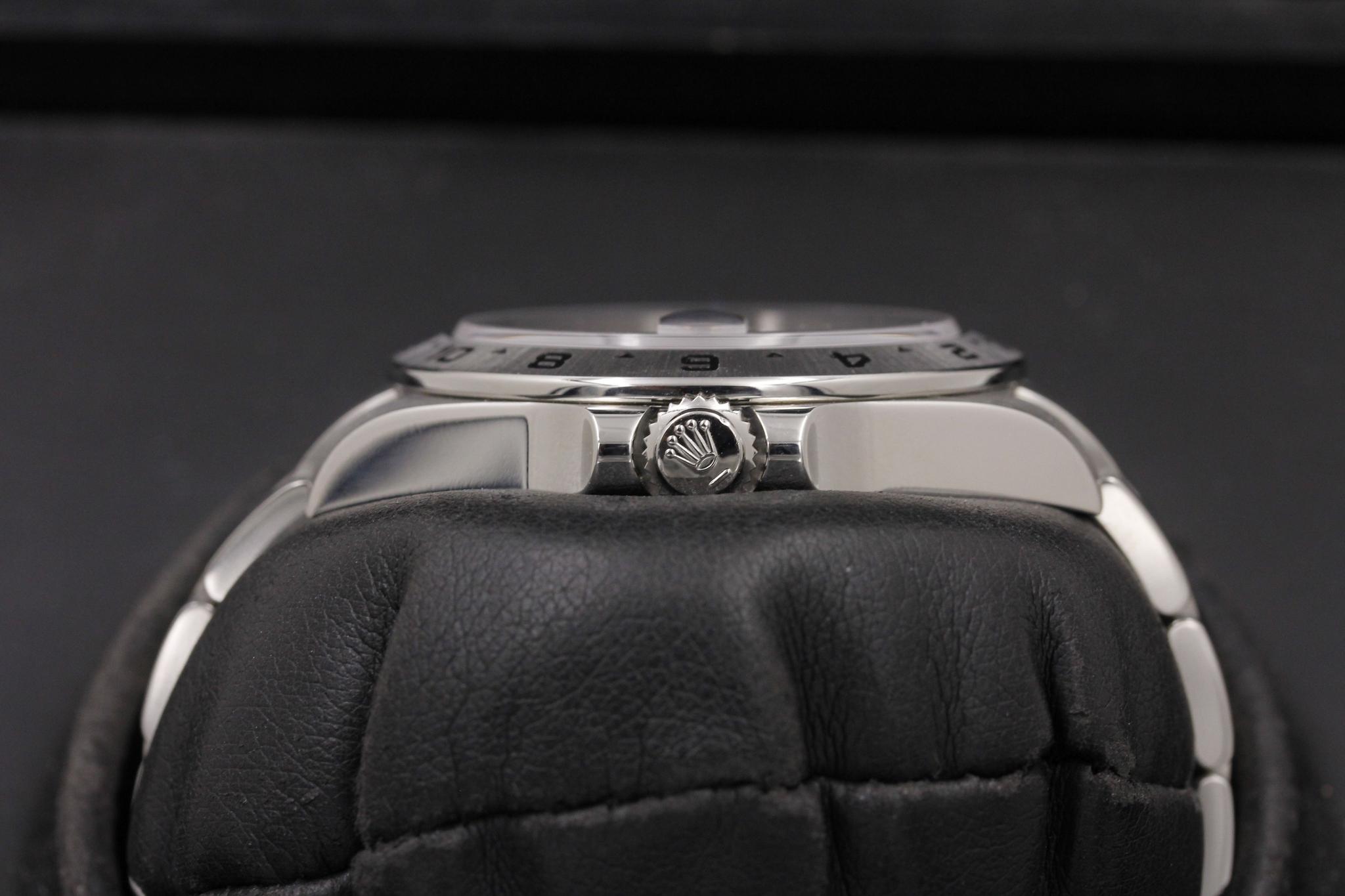 Watch Image 3