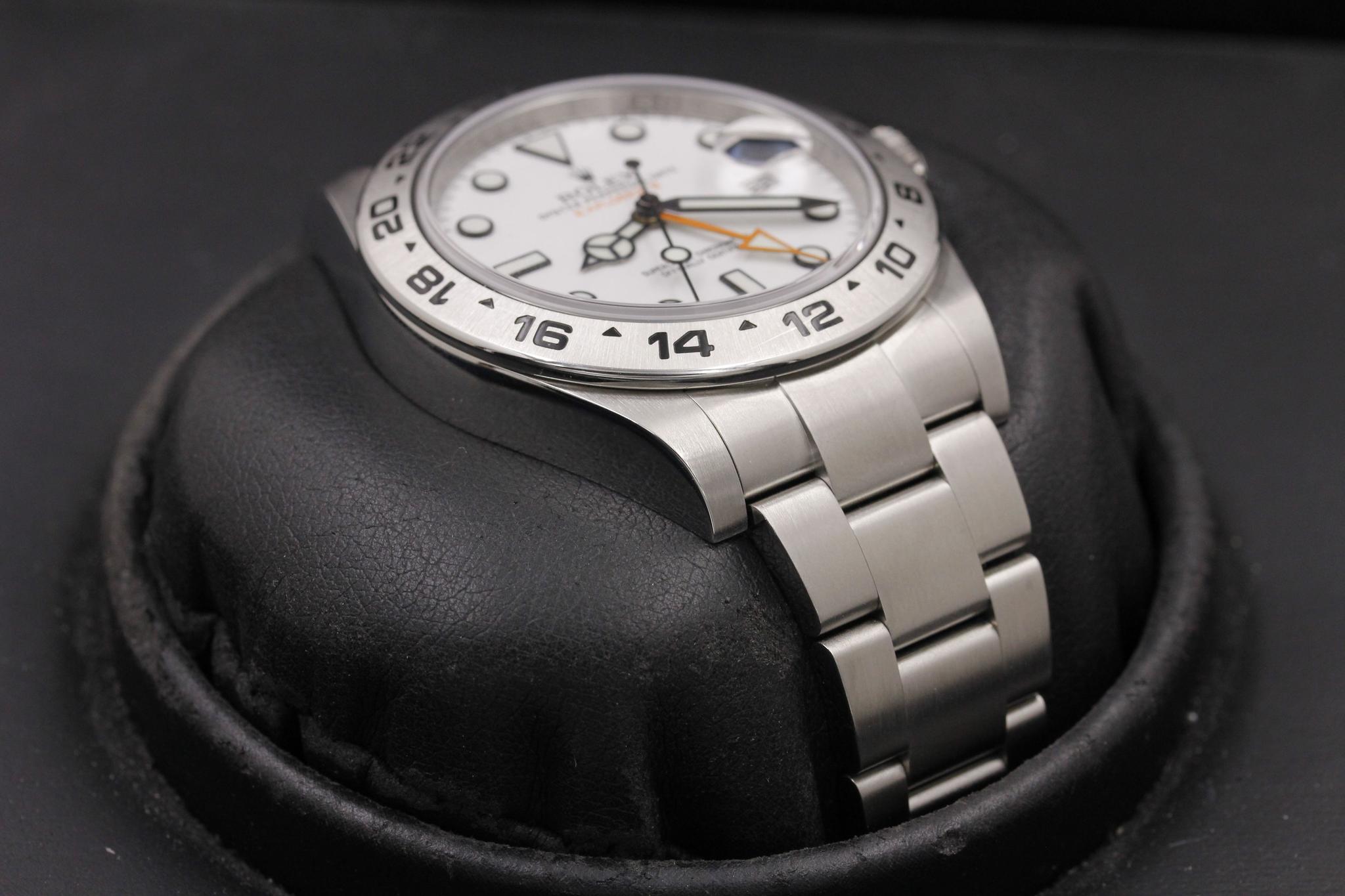 Watch Image 6