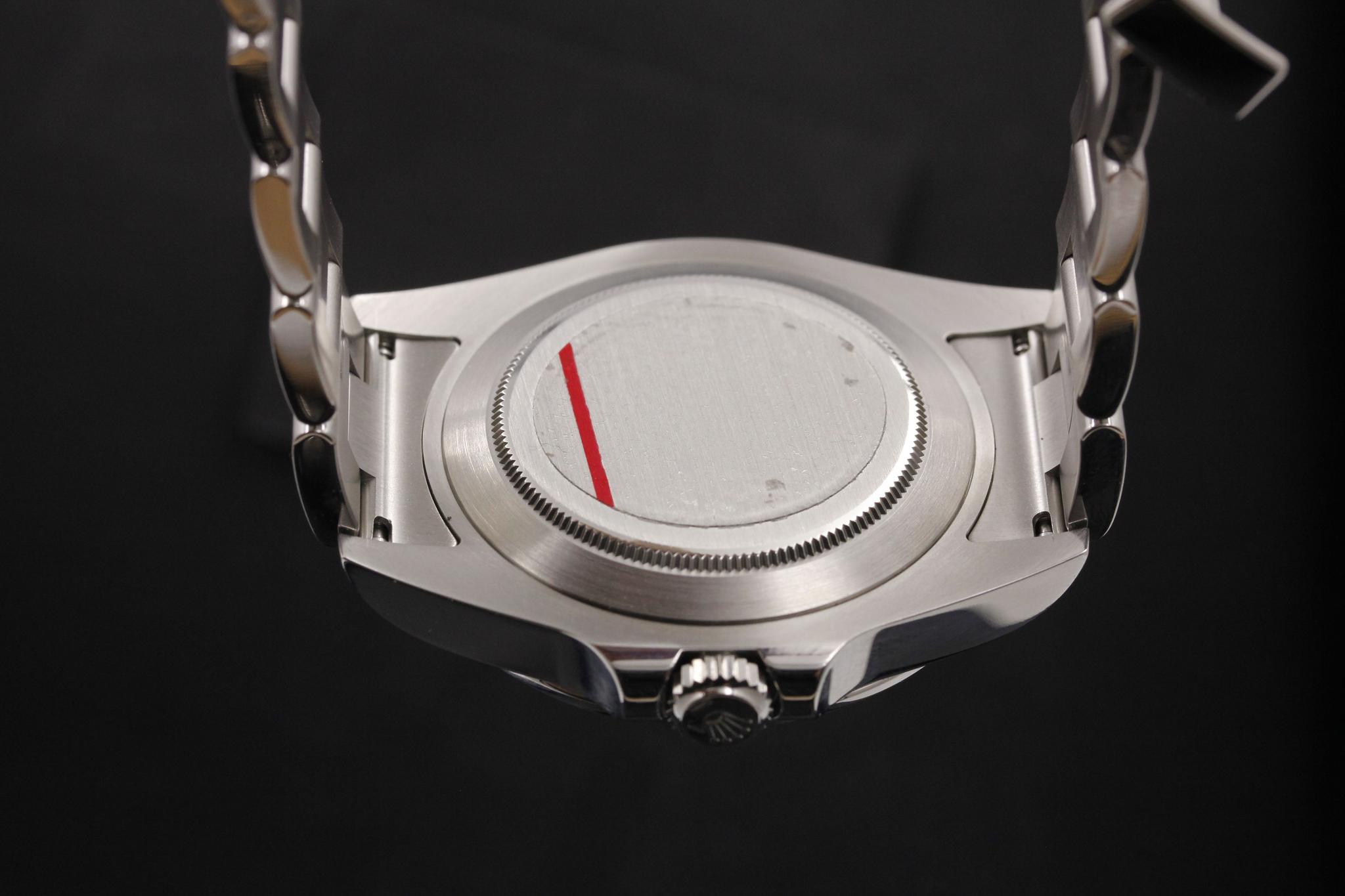 Watch Image 7