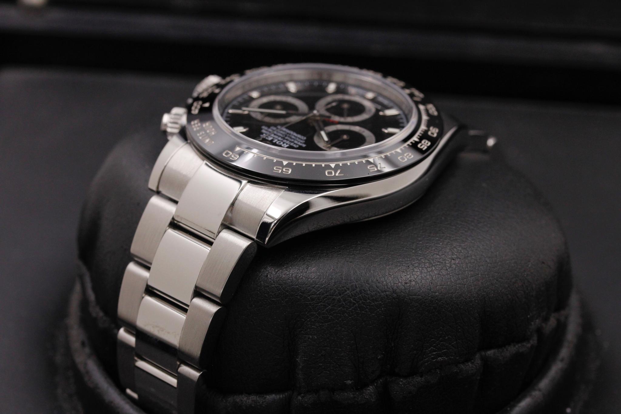 Watch Image 5