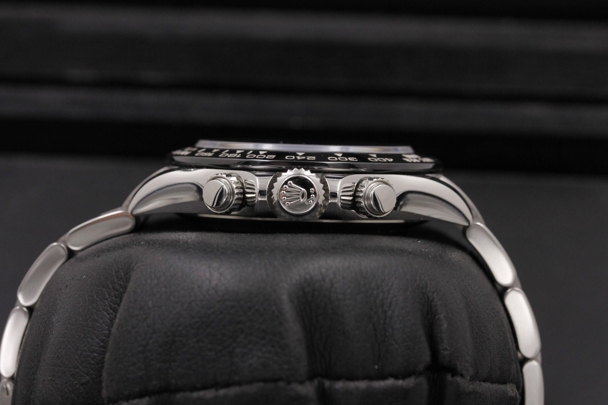 Watch Image 3
