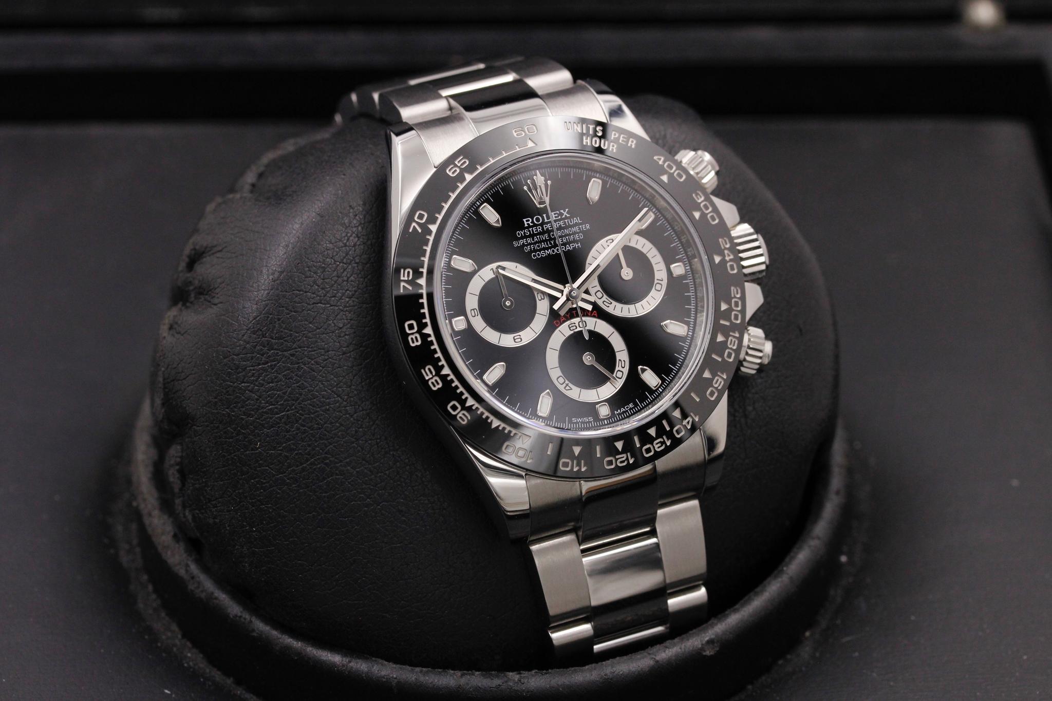 Watch Image 10