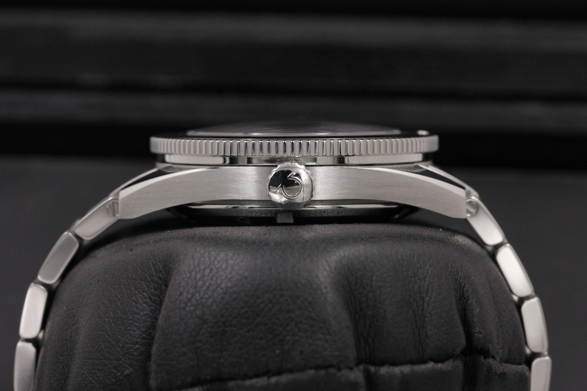 Watch Image 3