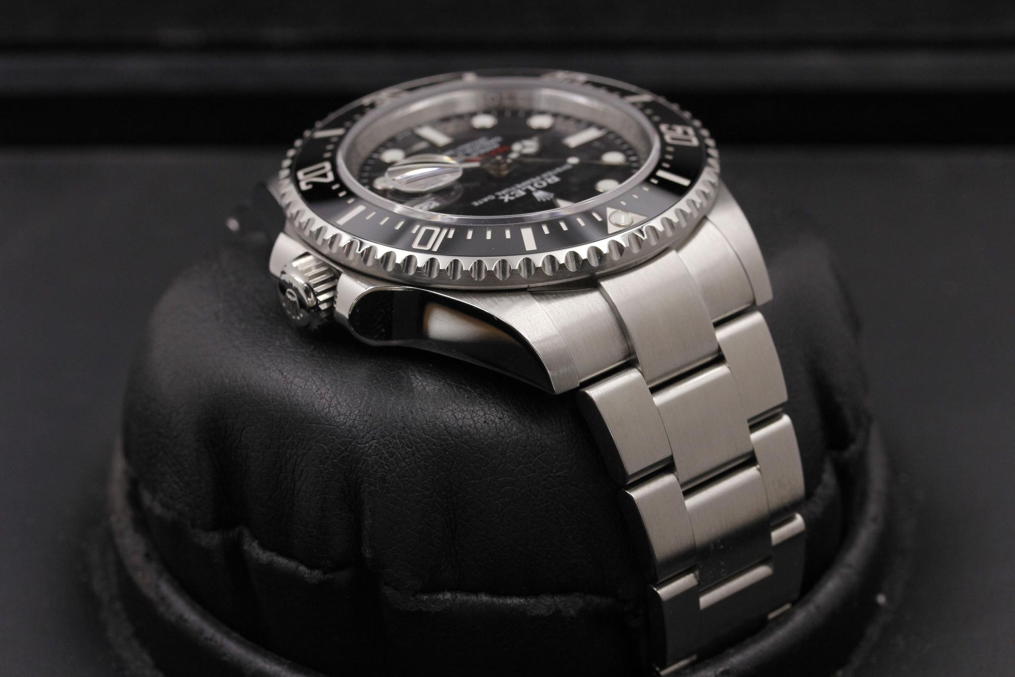 Watch Image 4