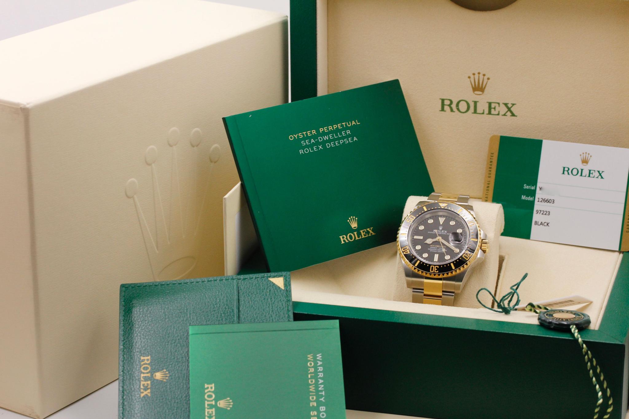 Watch Image 11