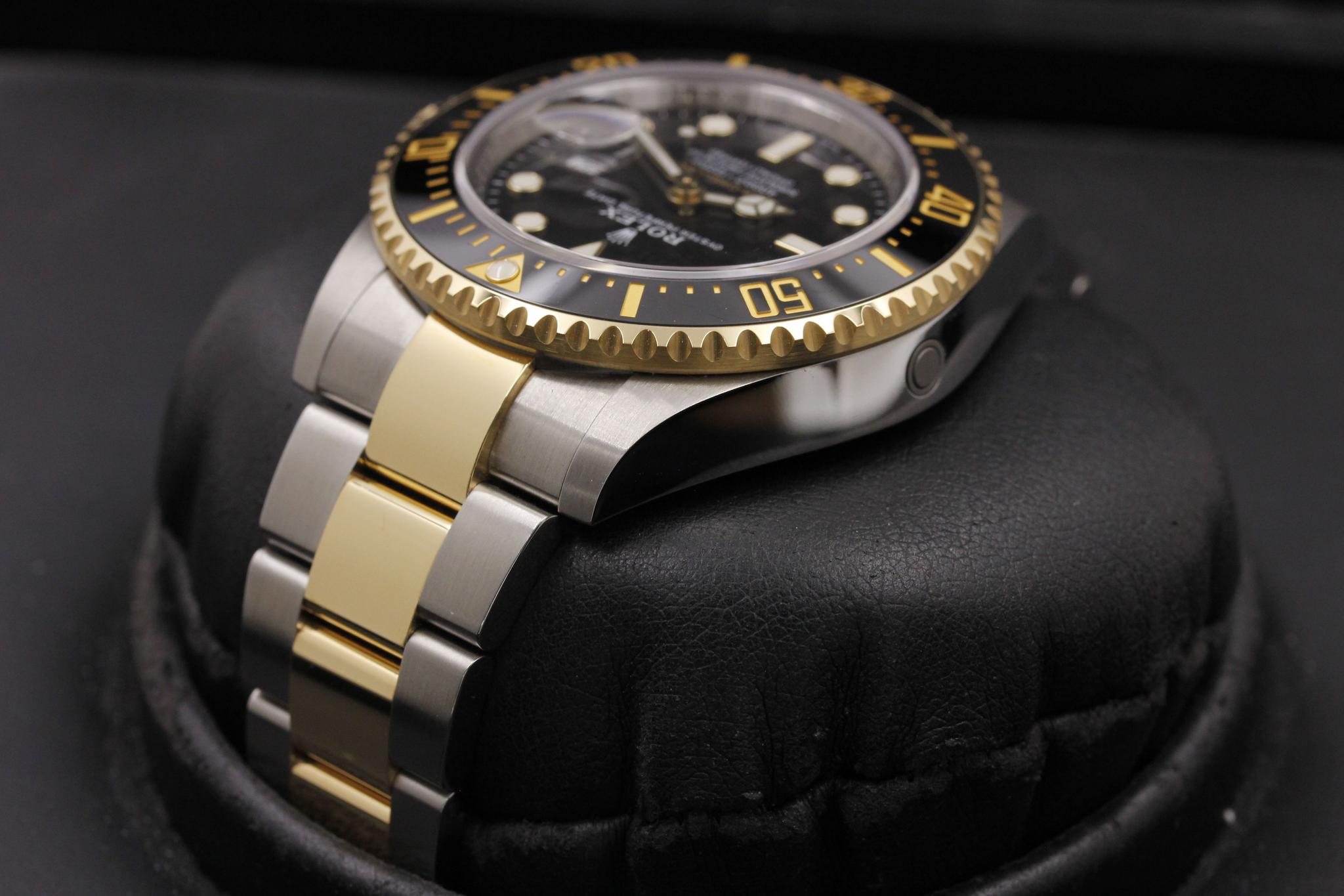 Watch Image 6