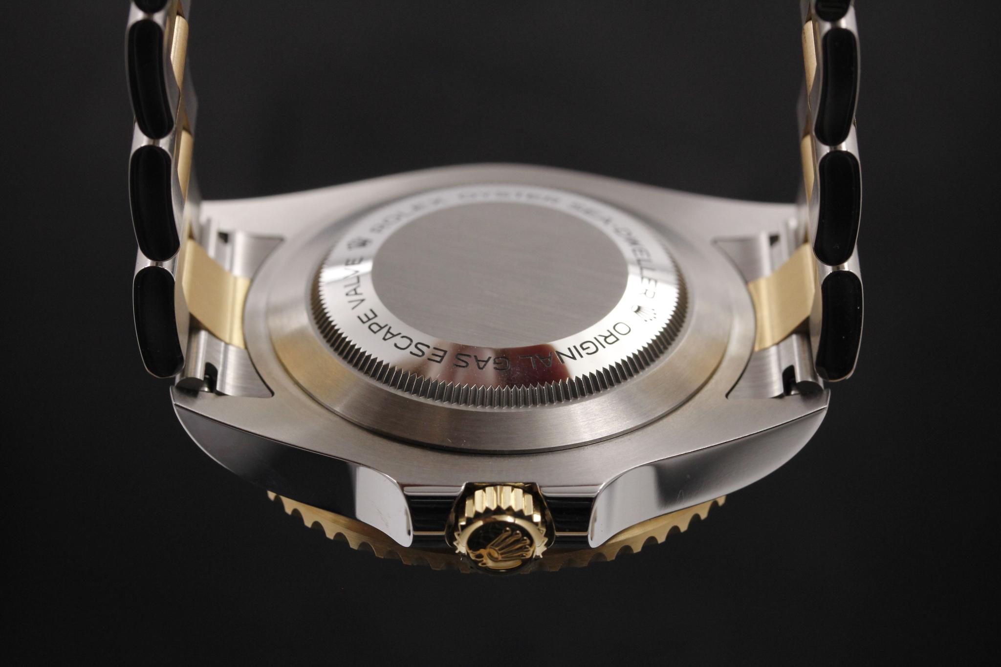 Watch Image 7
