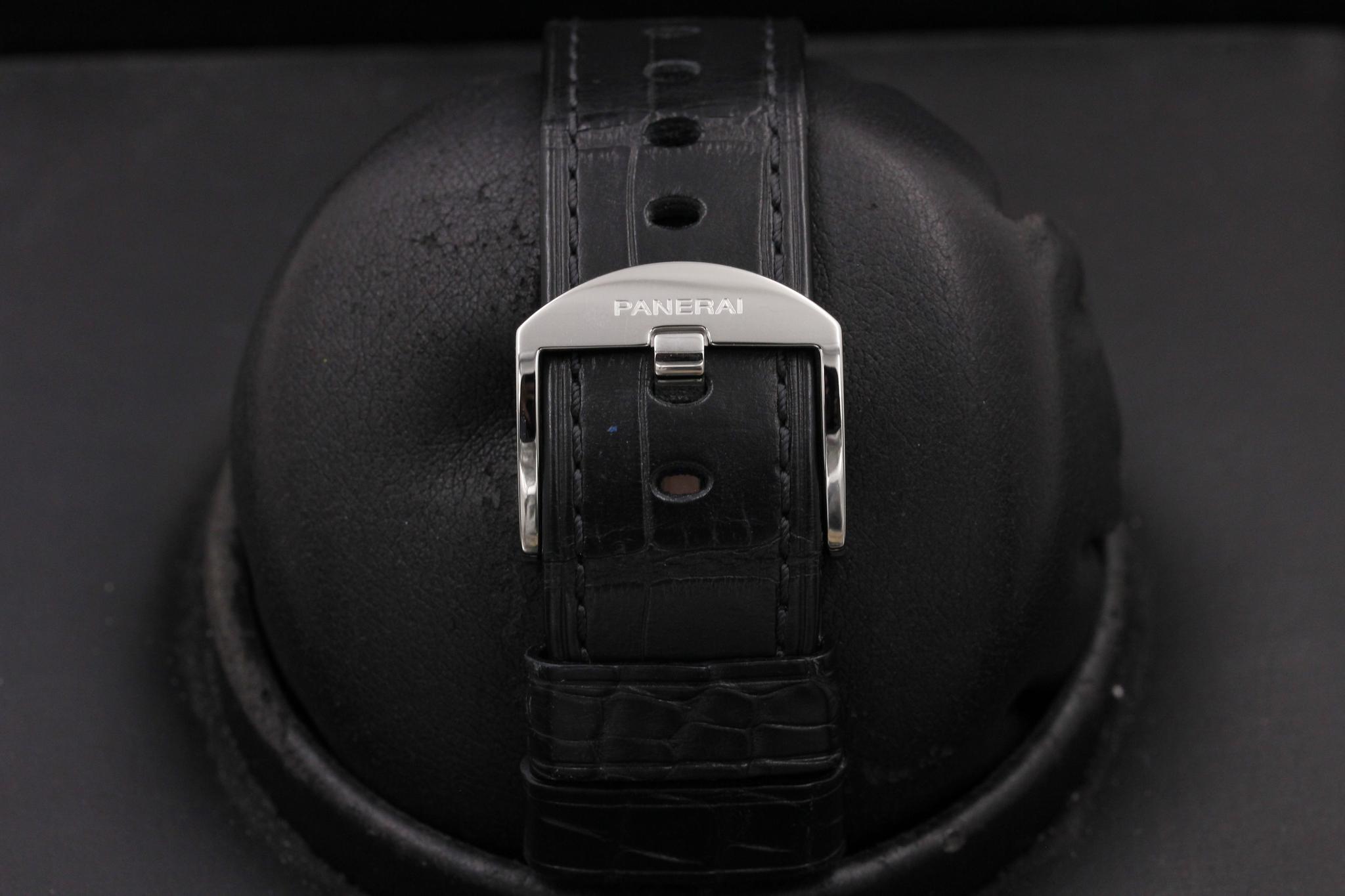 Watch Image 8