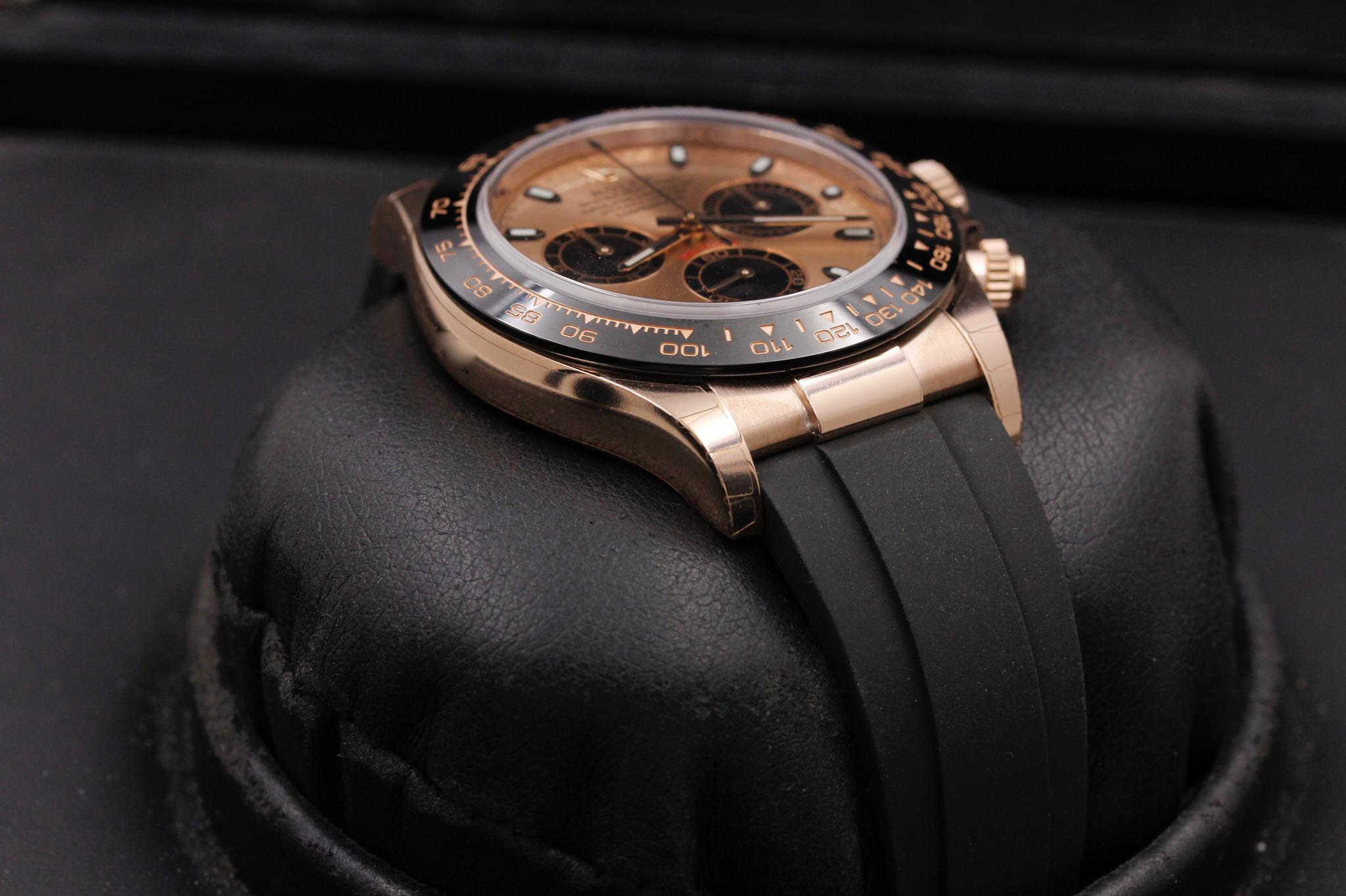Watch Image 6