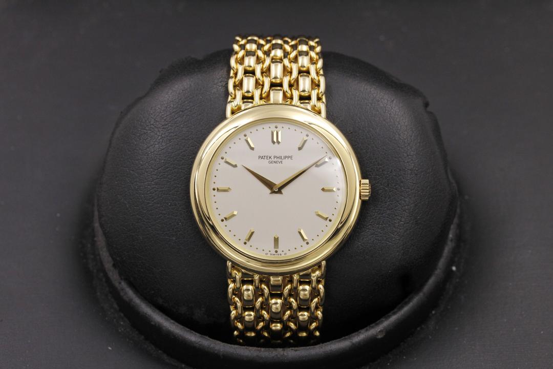 Patek Philippe Calatrava 5032 /001 J