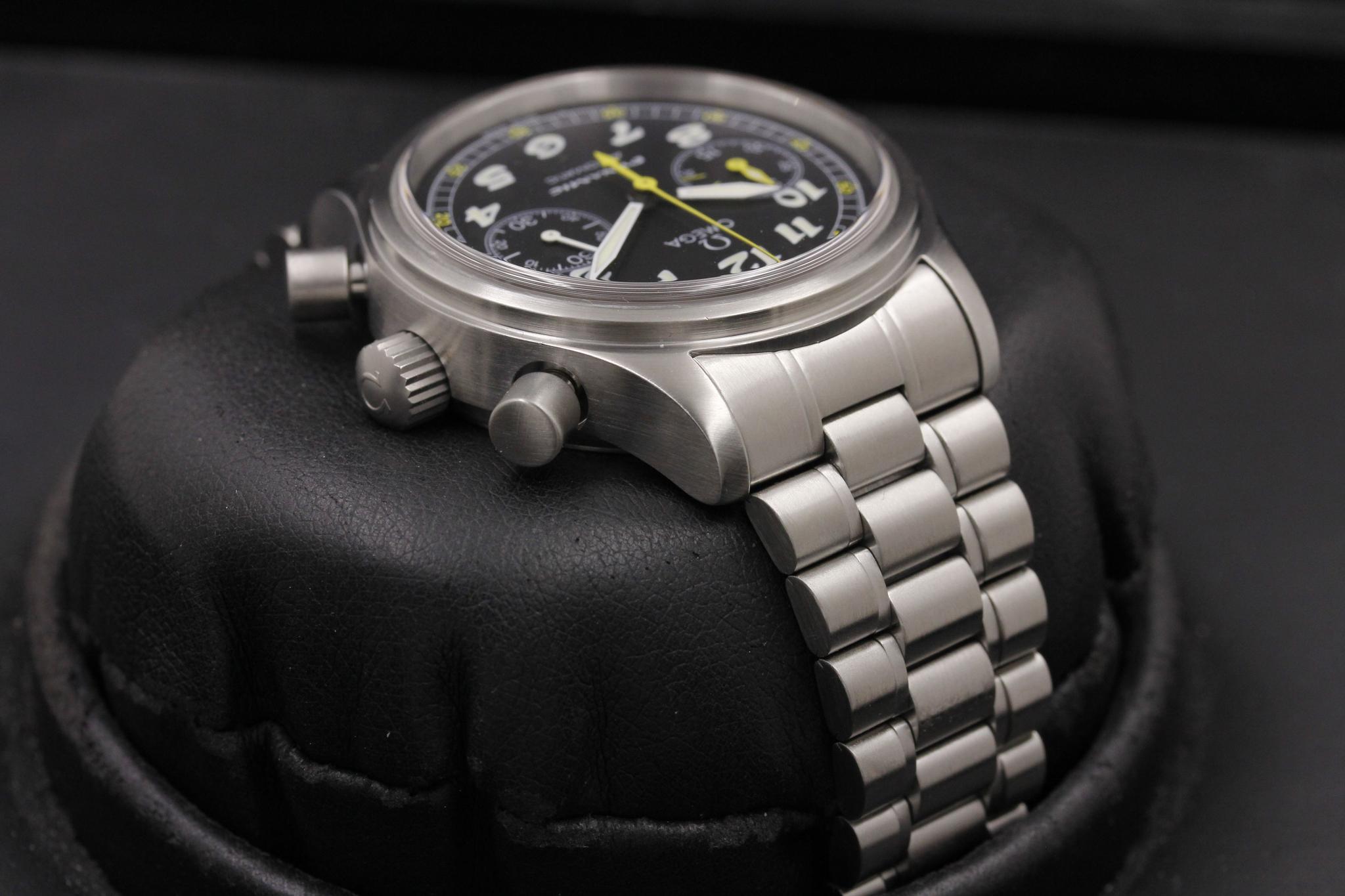 Watch Image 4