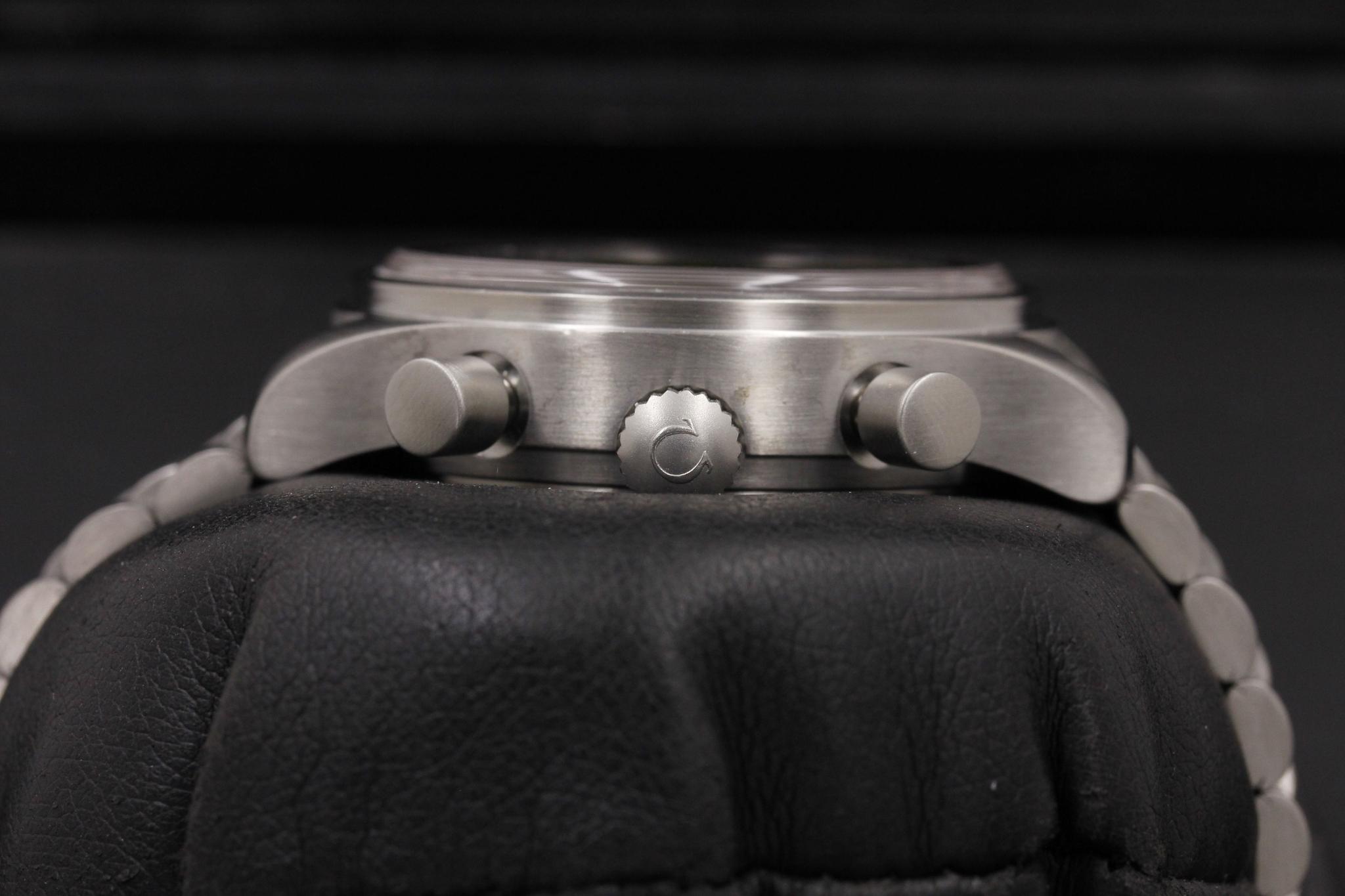 Watch Image 3