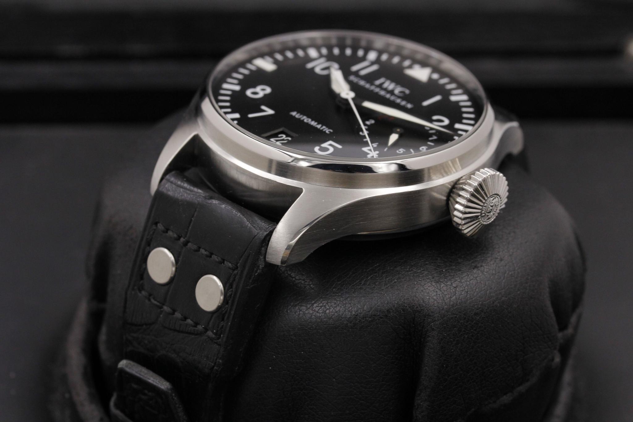 Watch Image 2