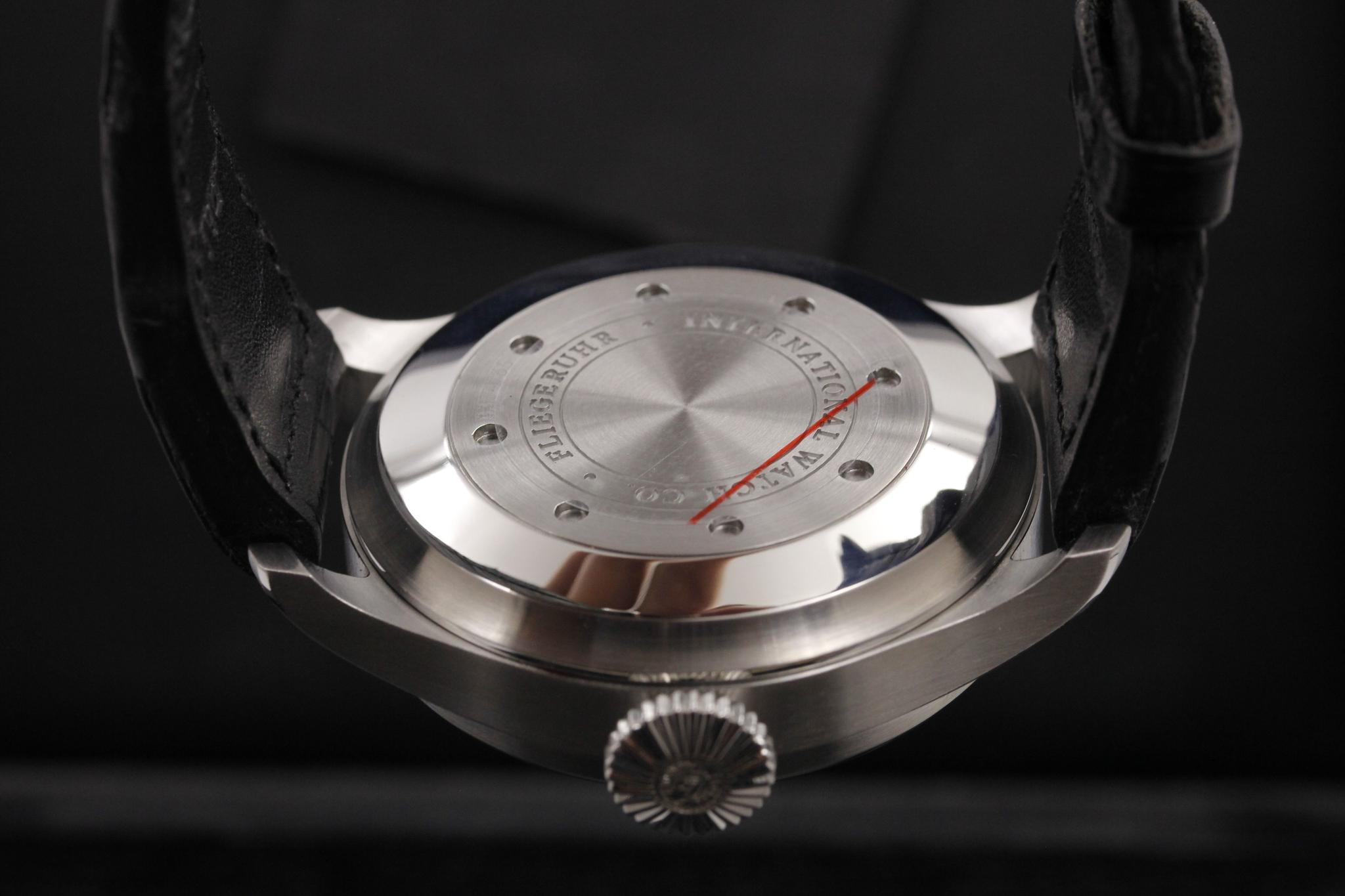 Watch Image 7