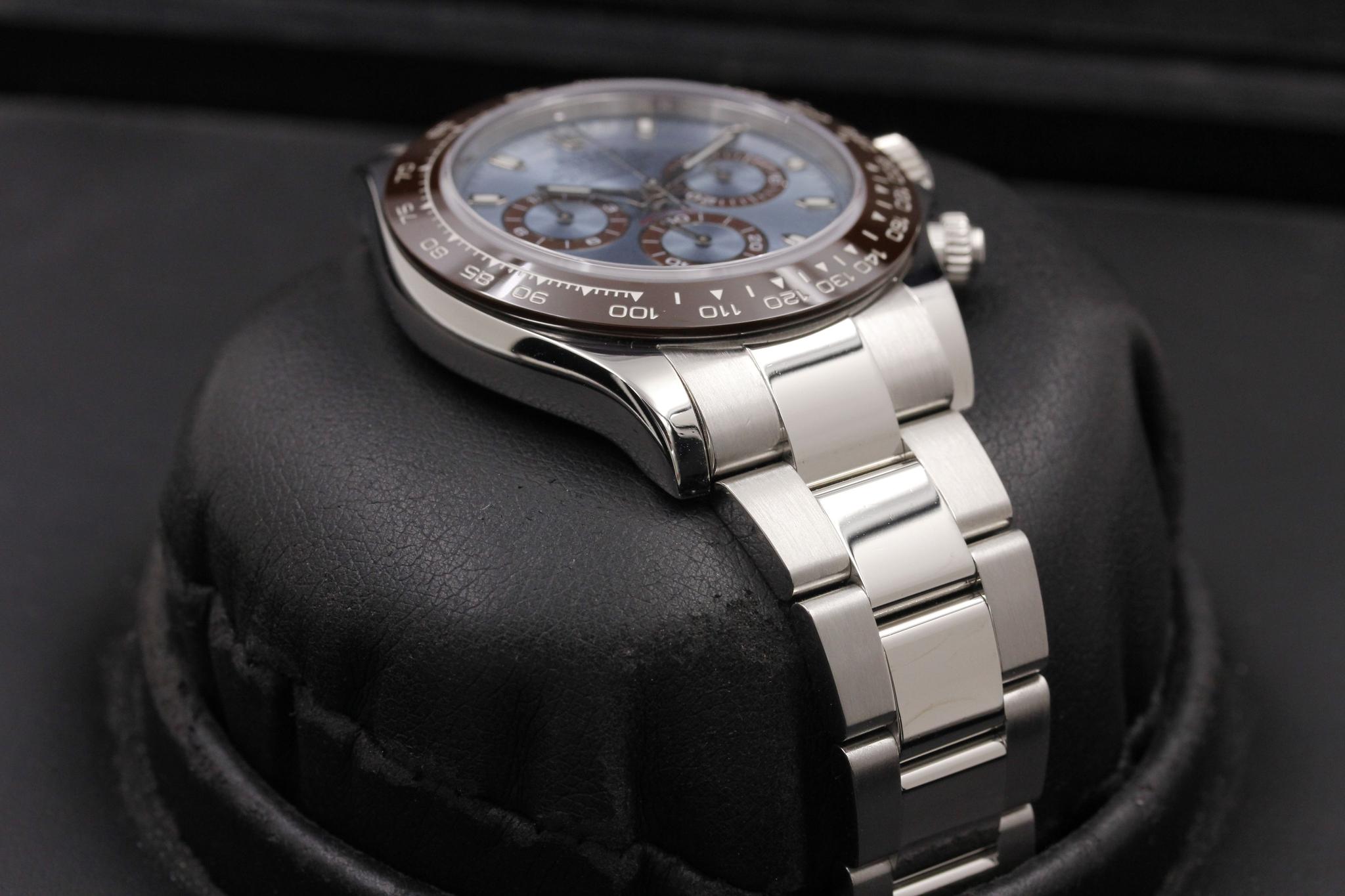 Watch Image 6
