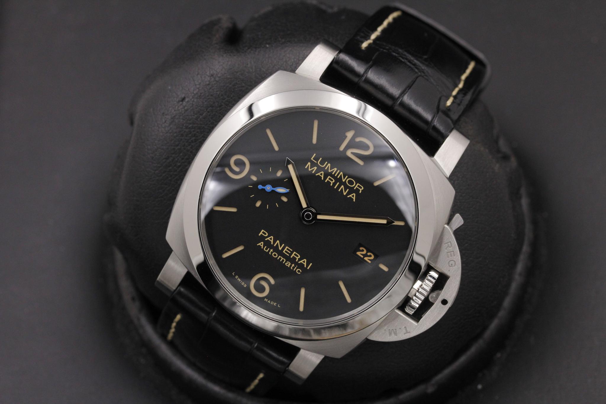 Watch Image 9