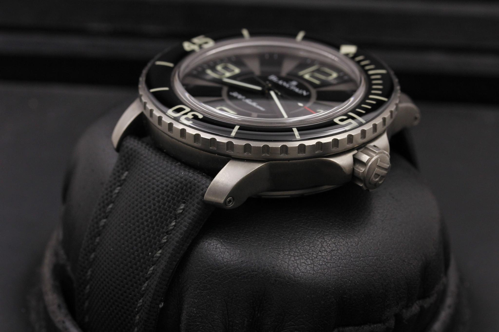Watch Image 2