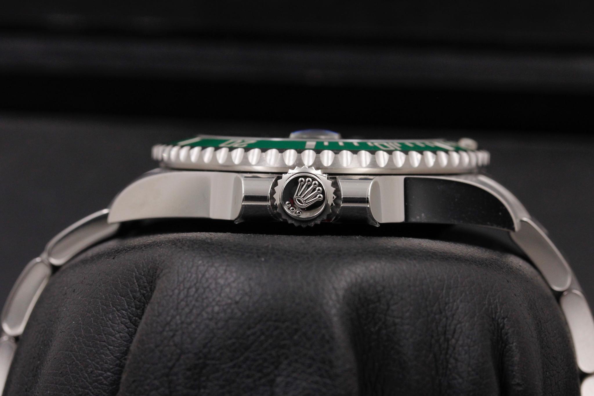 Watch Image 3