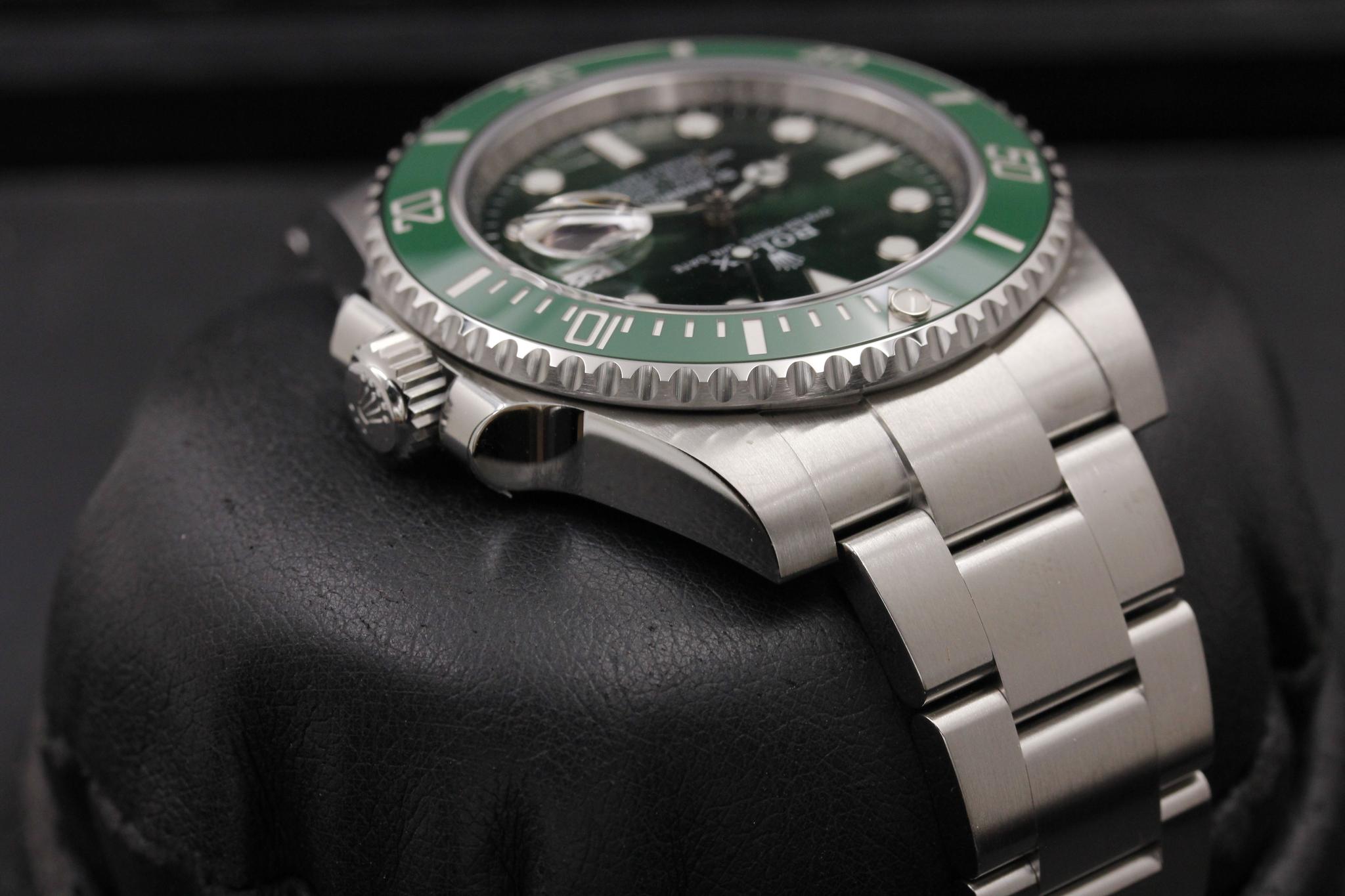 Watch Image 4