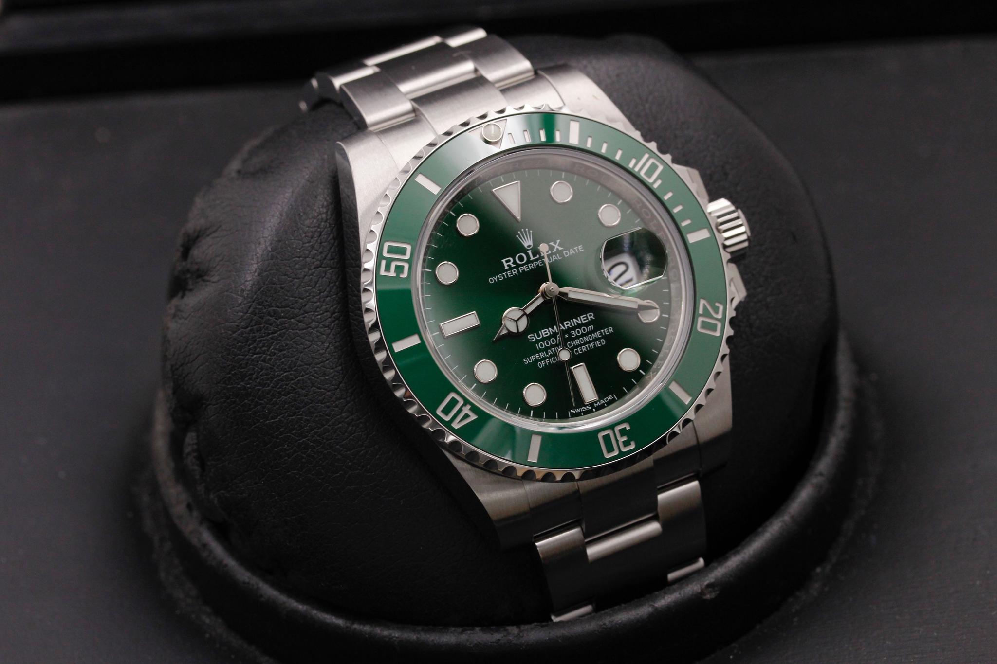 Watch Image 10