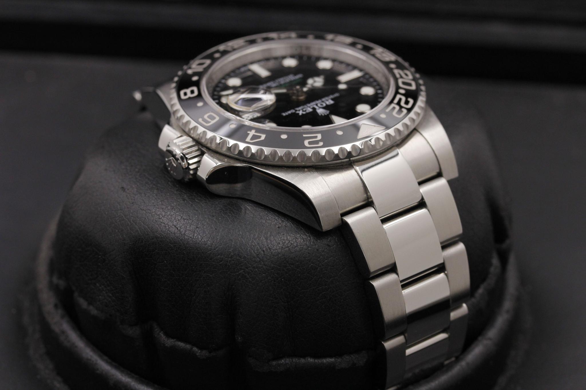Watch Image 4