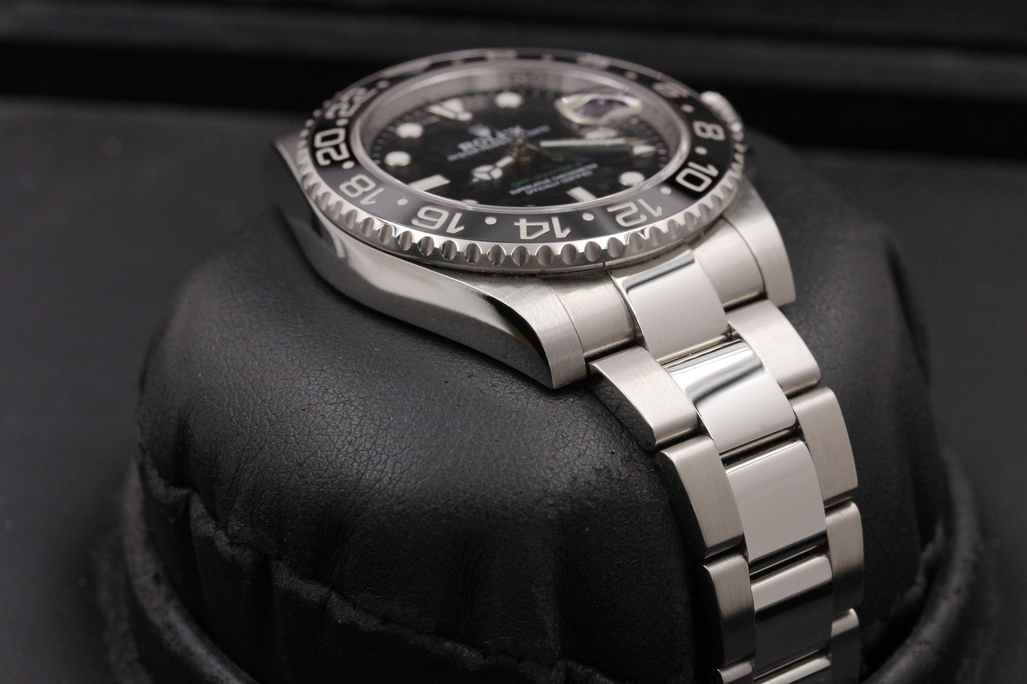 Watch Image 6