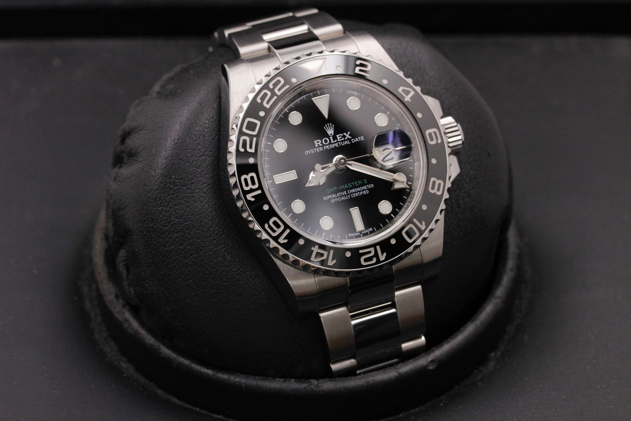 Watch Image 10