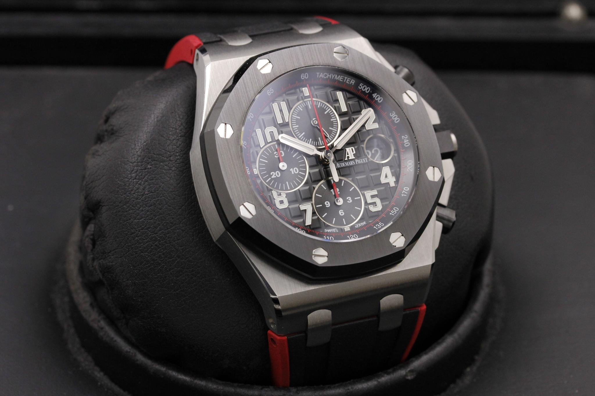 Watch Image 10