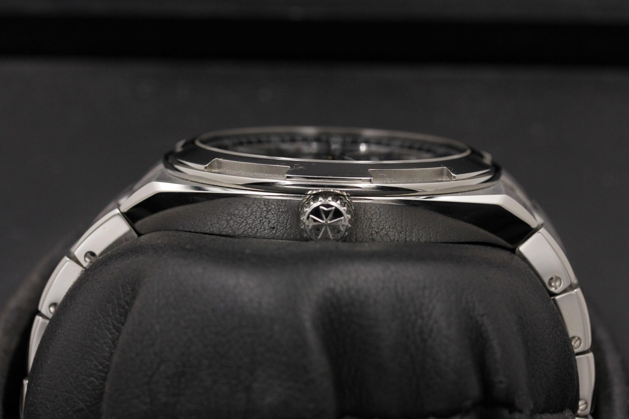 Watch Image 3