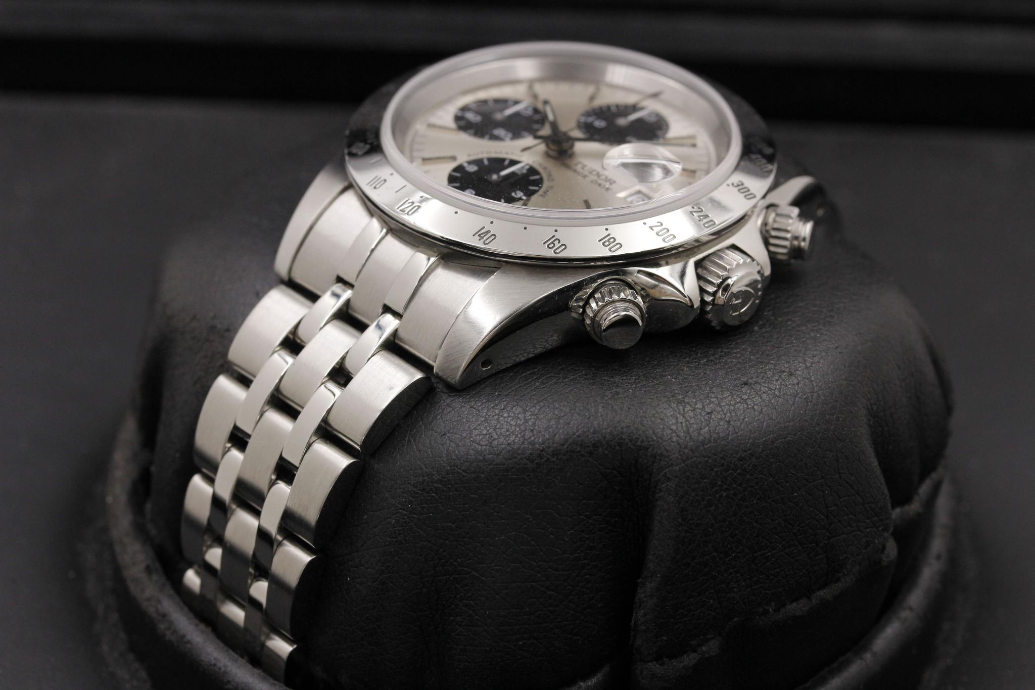 Watch Image 2