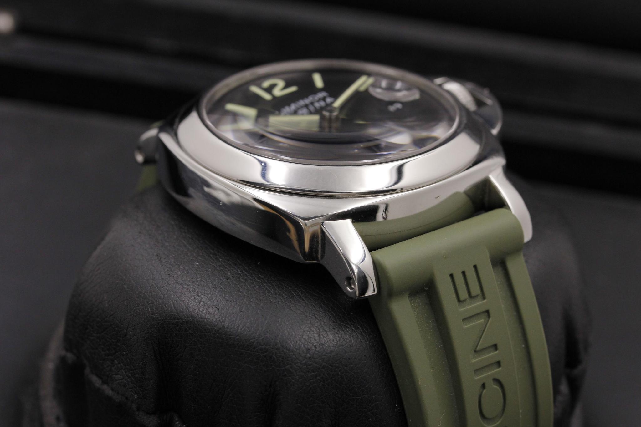 Watch Image 6