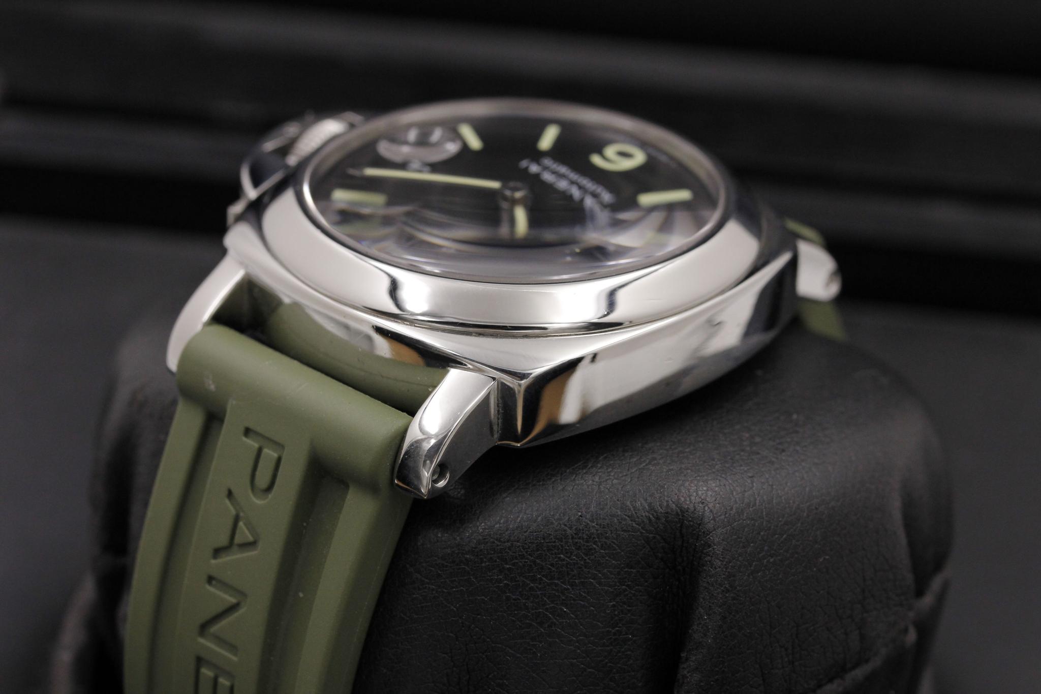 Watch Image 5