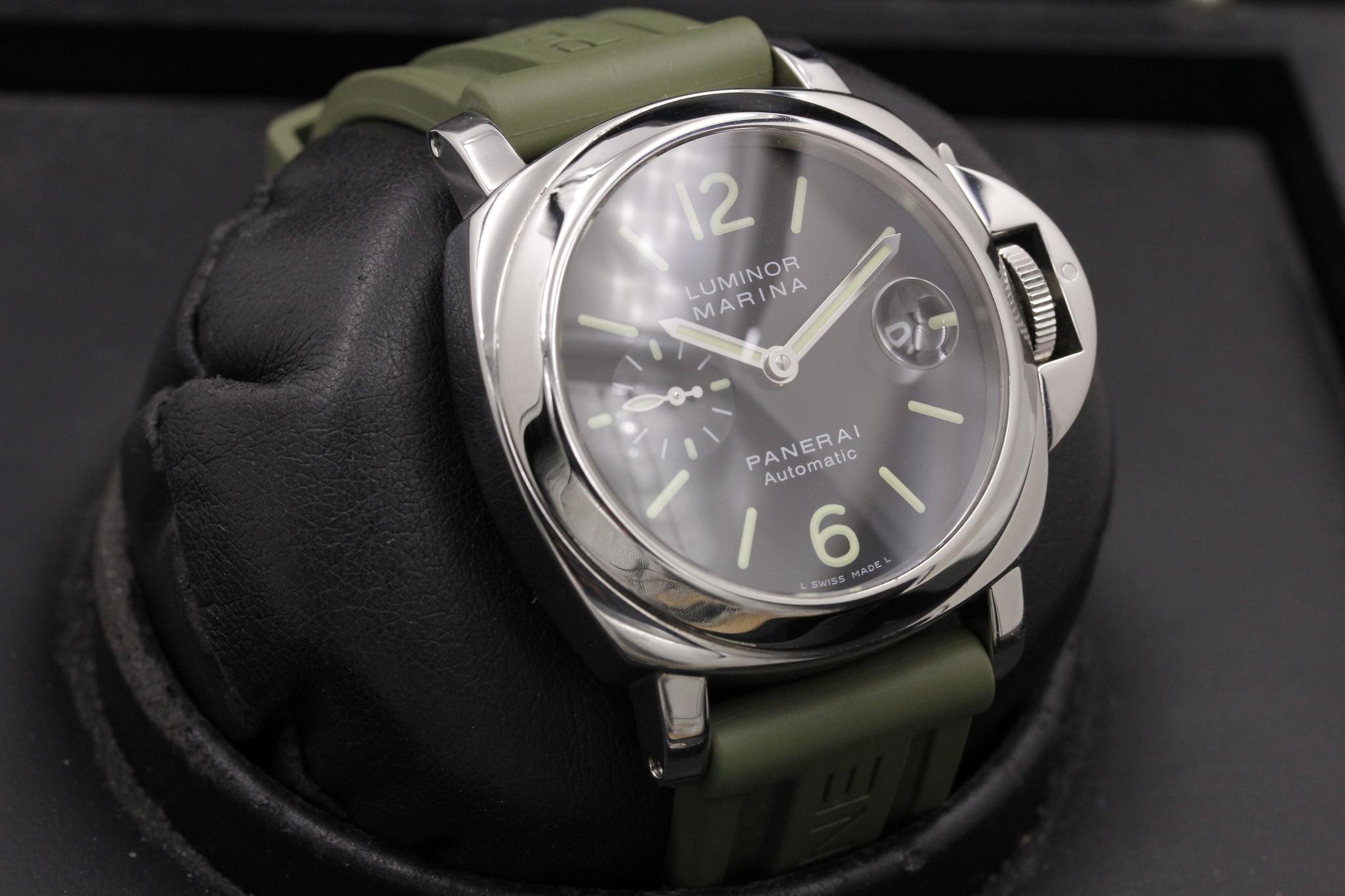 Watch Image 10