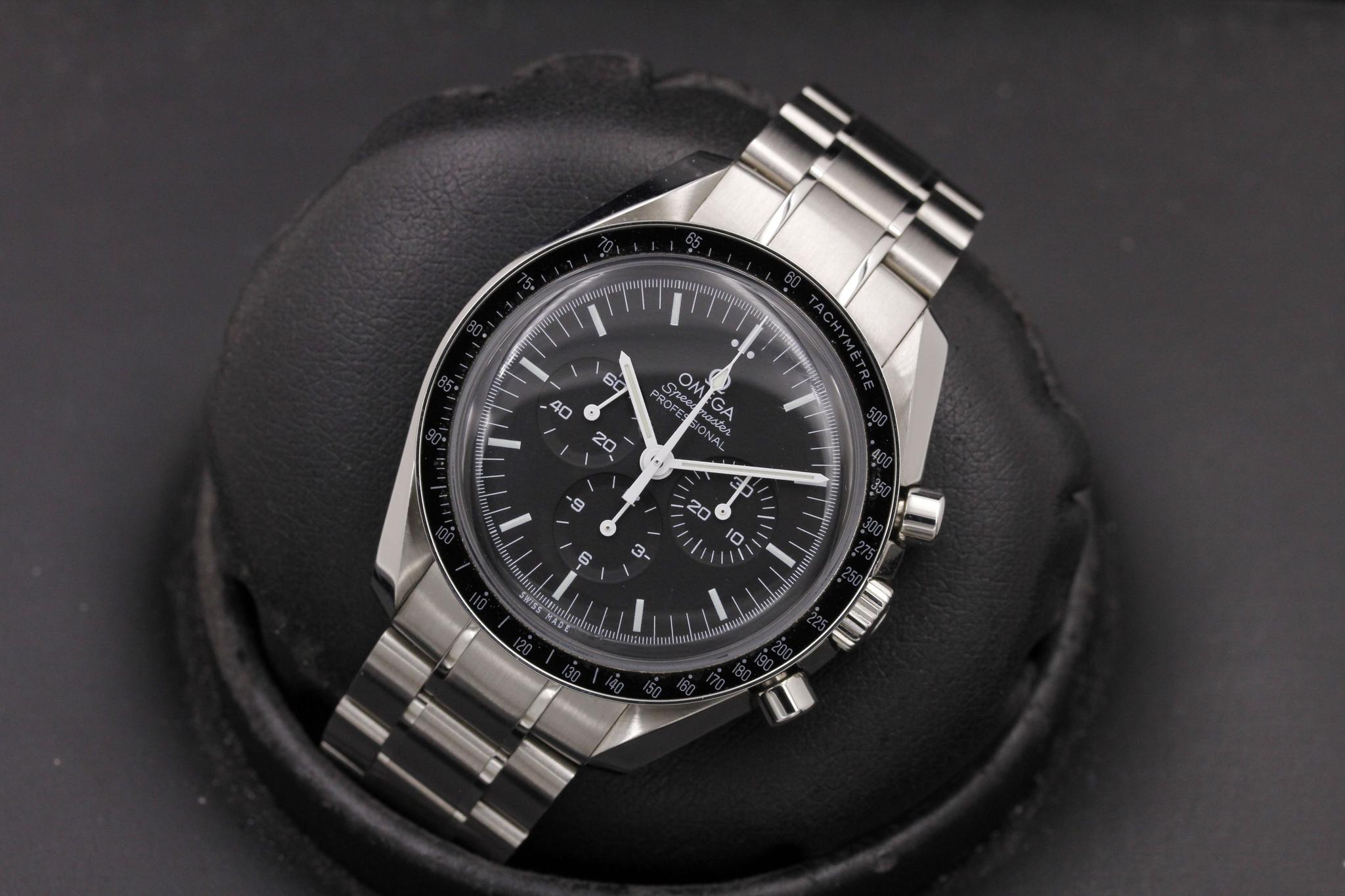 Watch Image 9