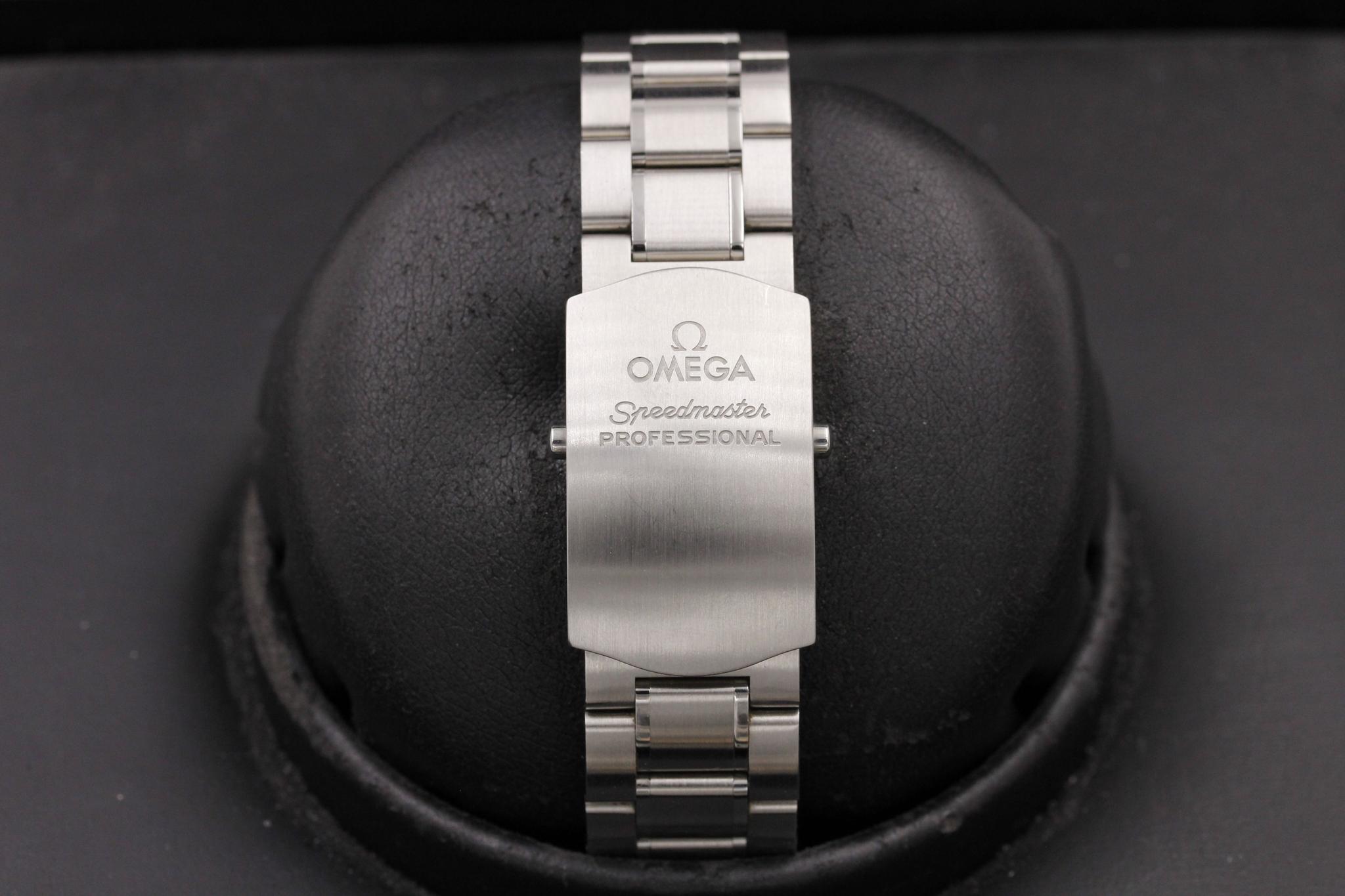 Watch Image 8