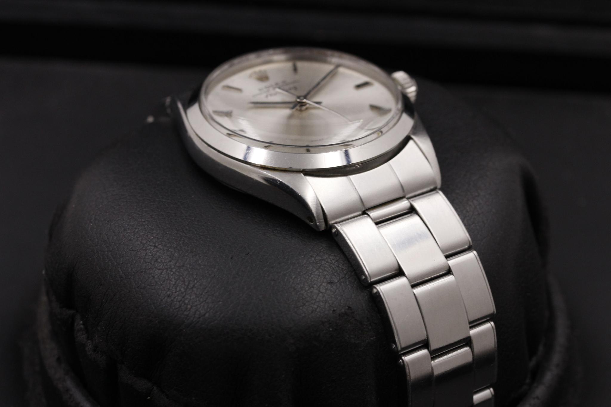Watch Image 7