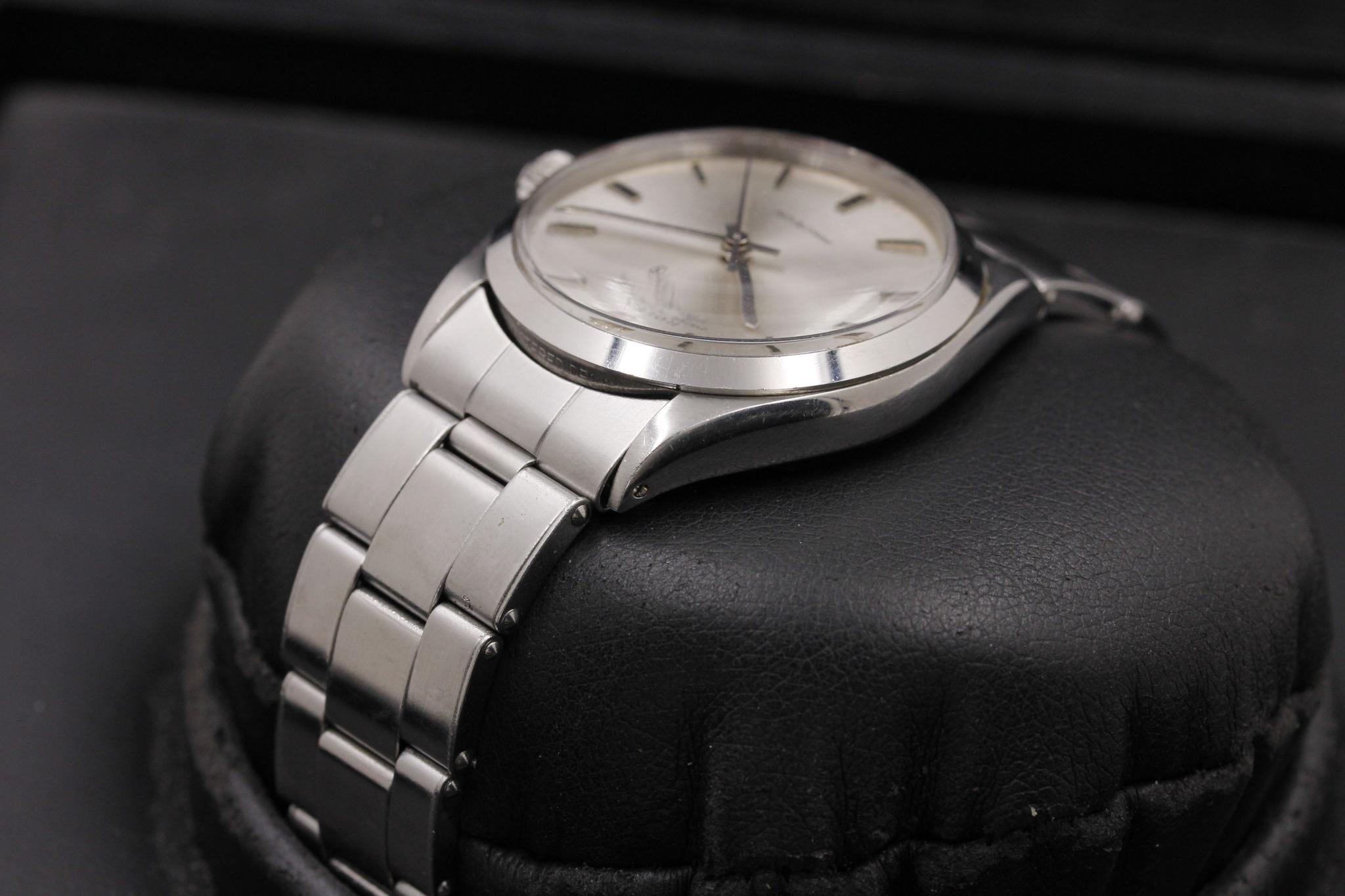 Watch Image 6