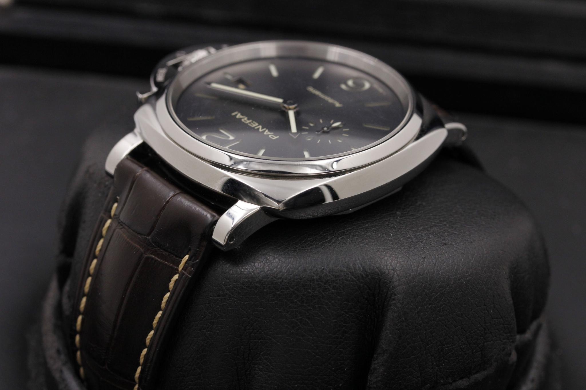 Watch Image 5