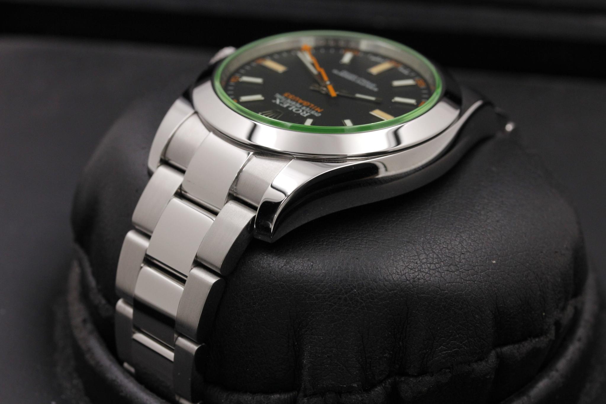 Watch Image 5