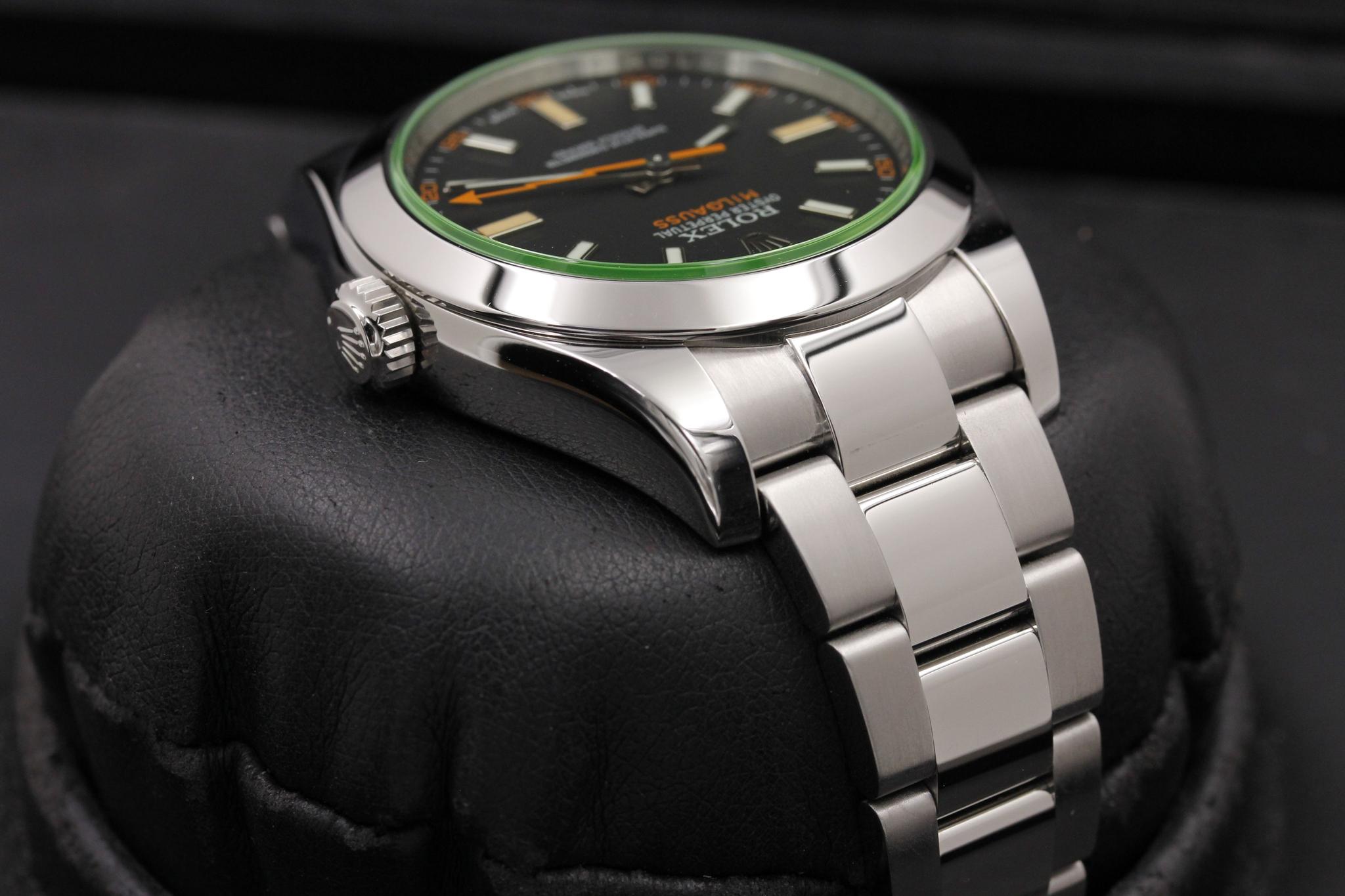 Watch Image 4