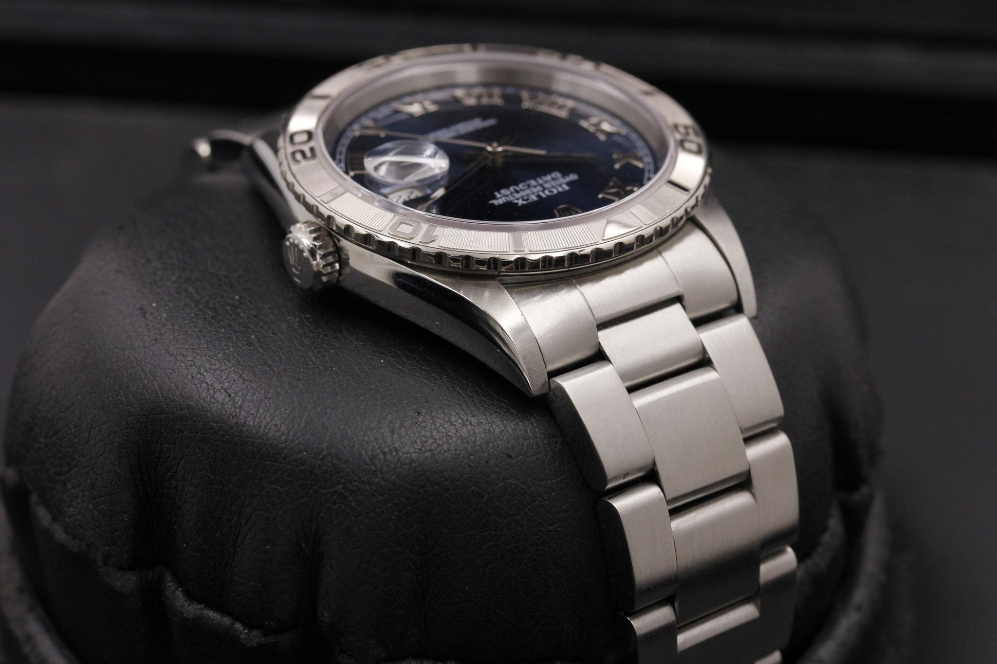 Watch Image 4