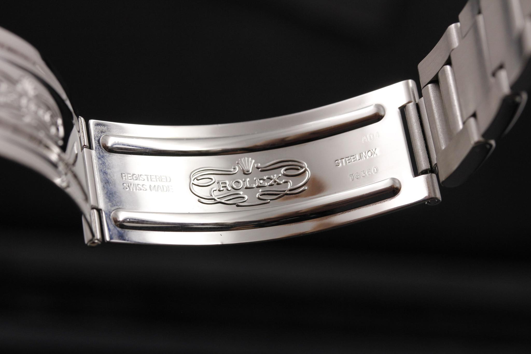 Watch Image 10
