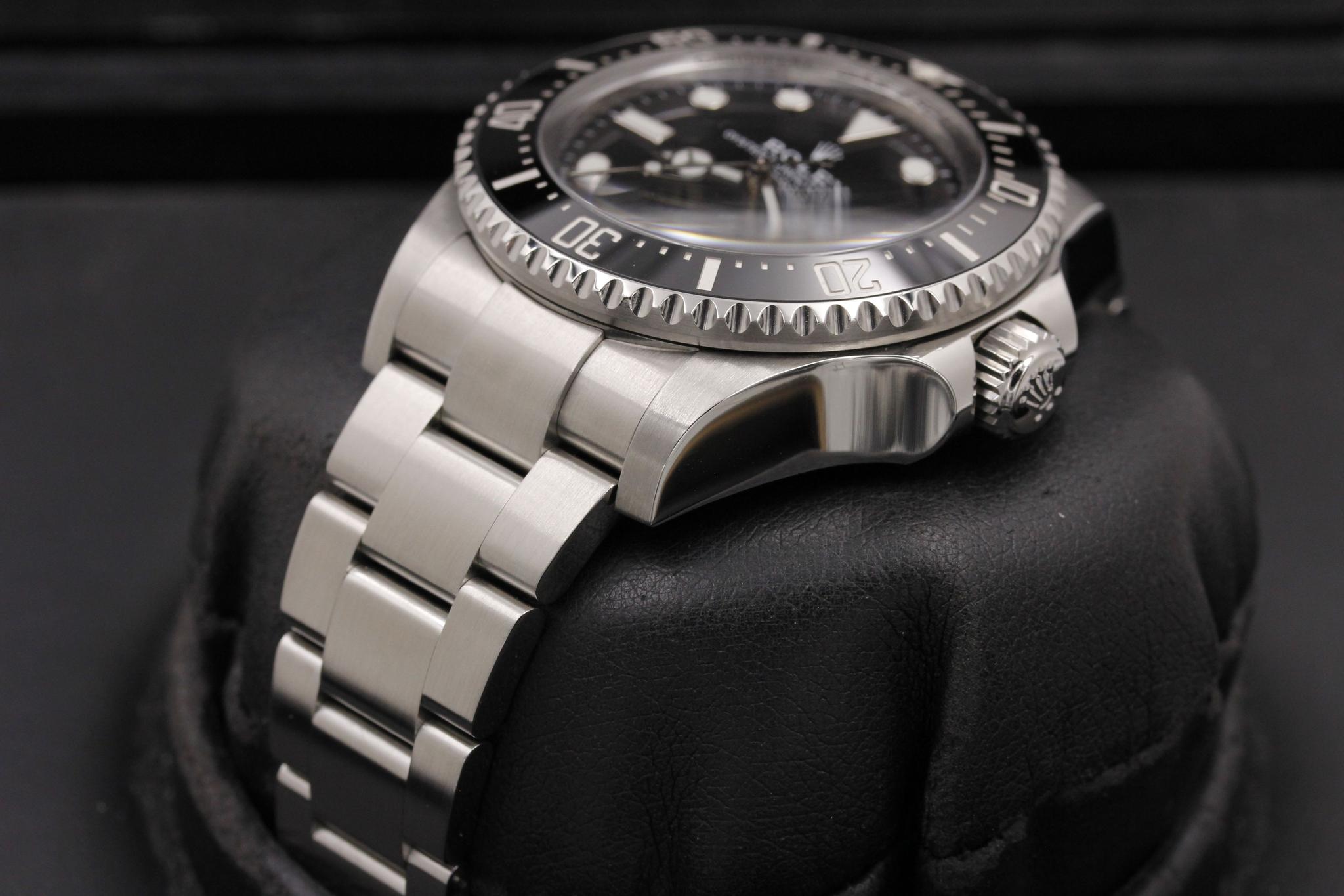 Watch Image 2