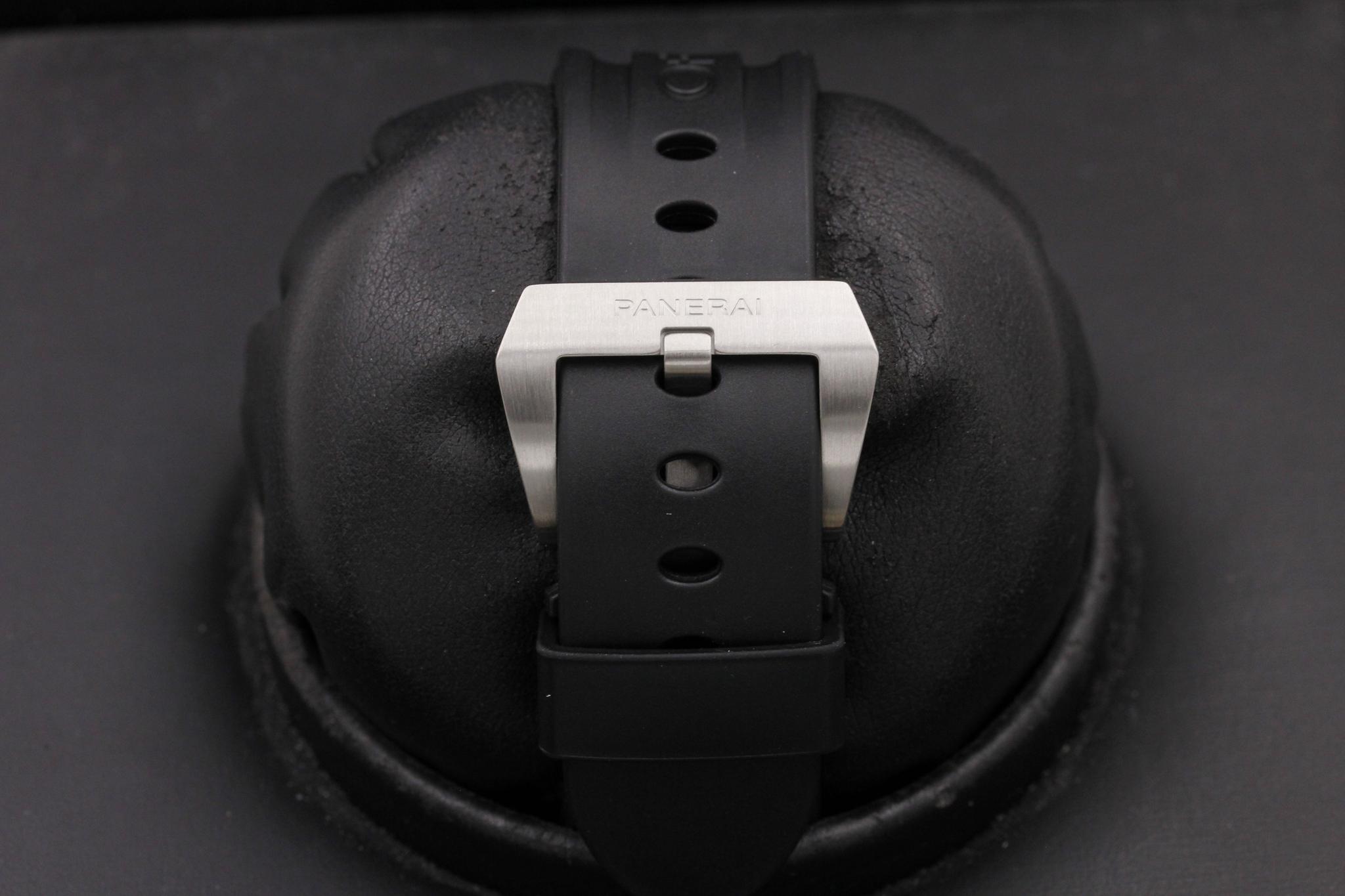Watch Image 8