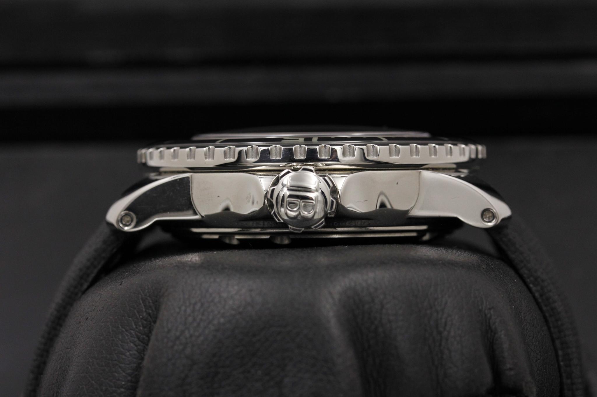 Watch Image 3