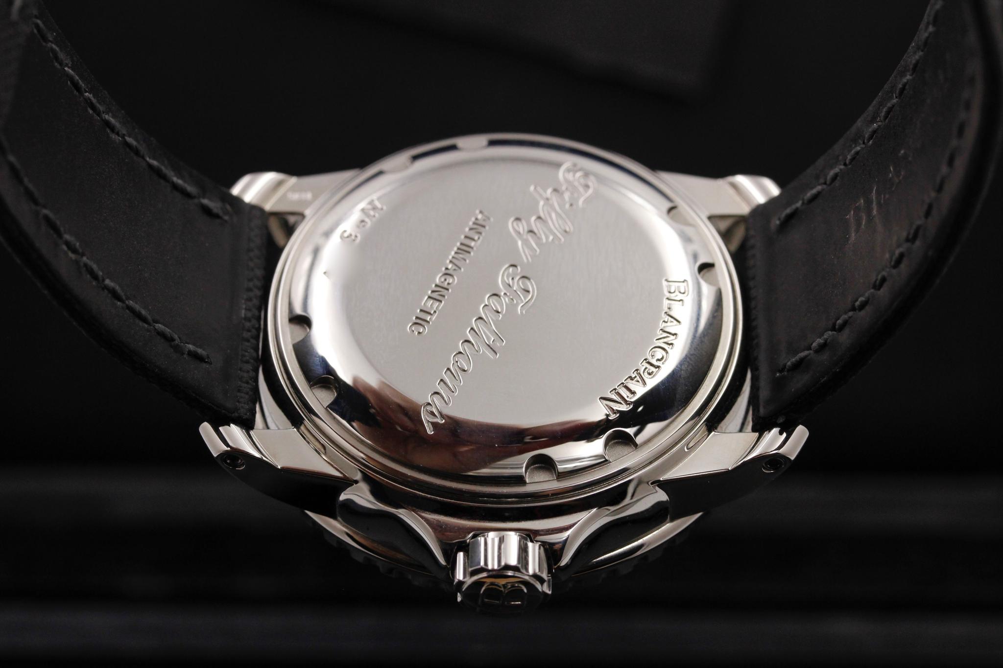 Watch Image 7