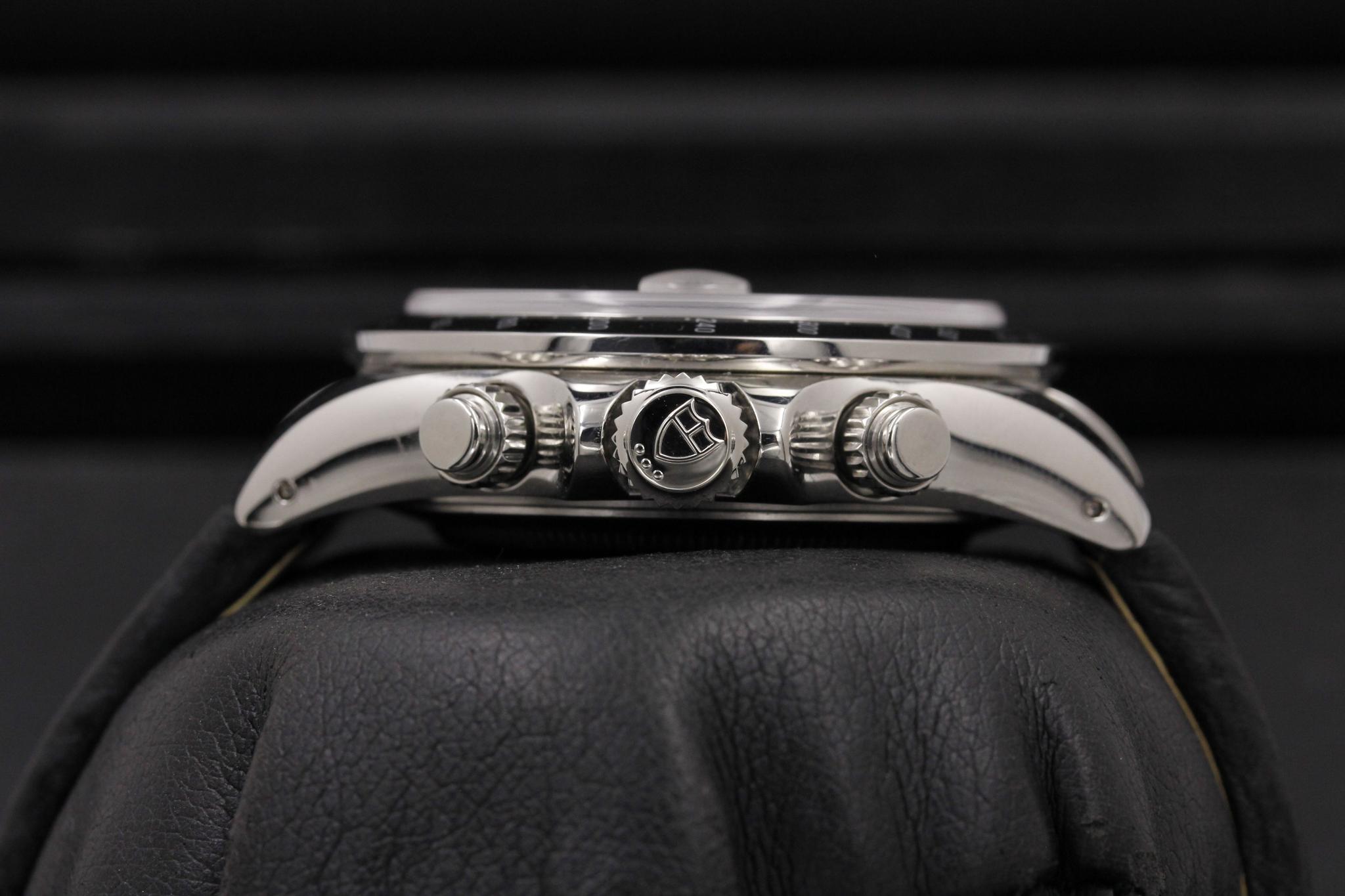 Watch Image 3