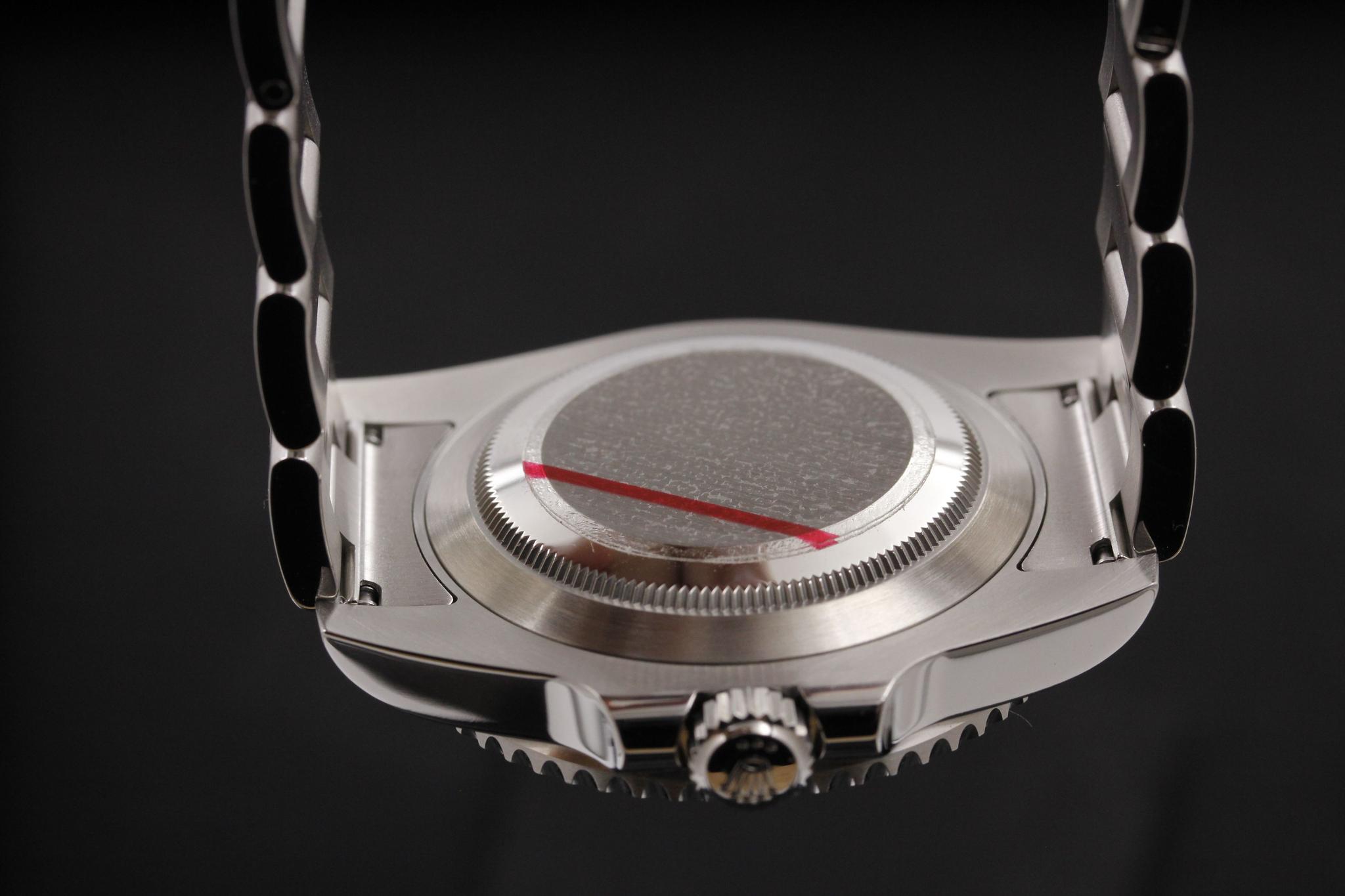 Watch Image 7