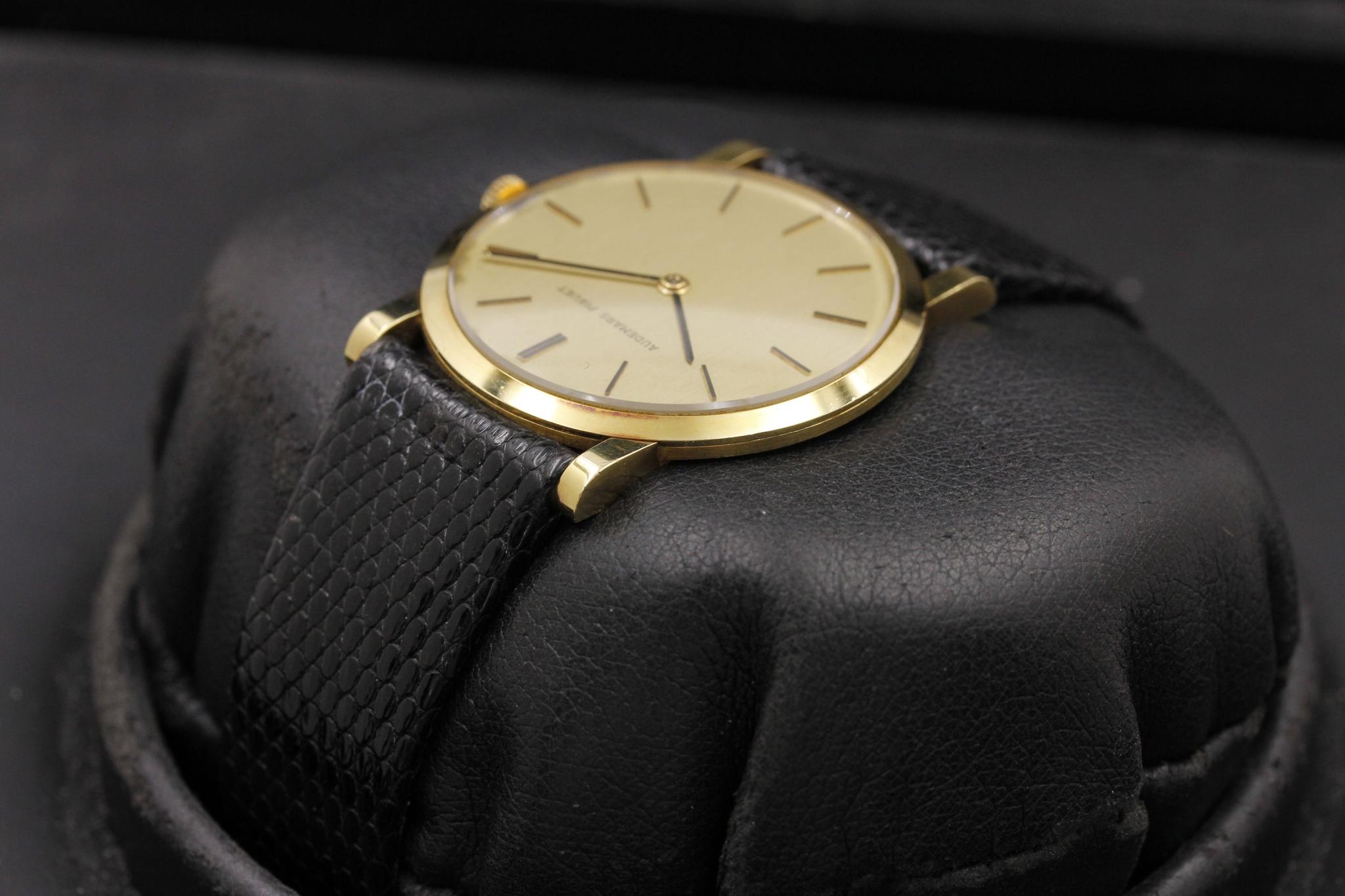 Watch Image 6